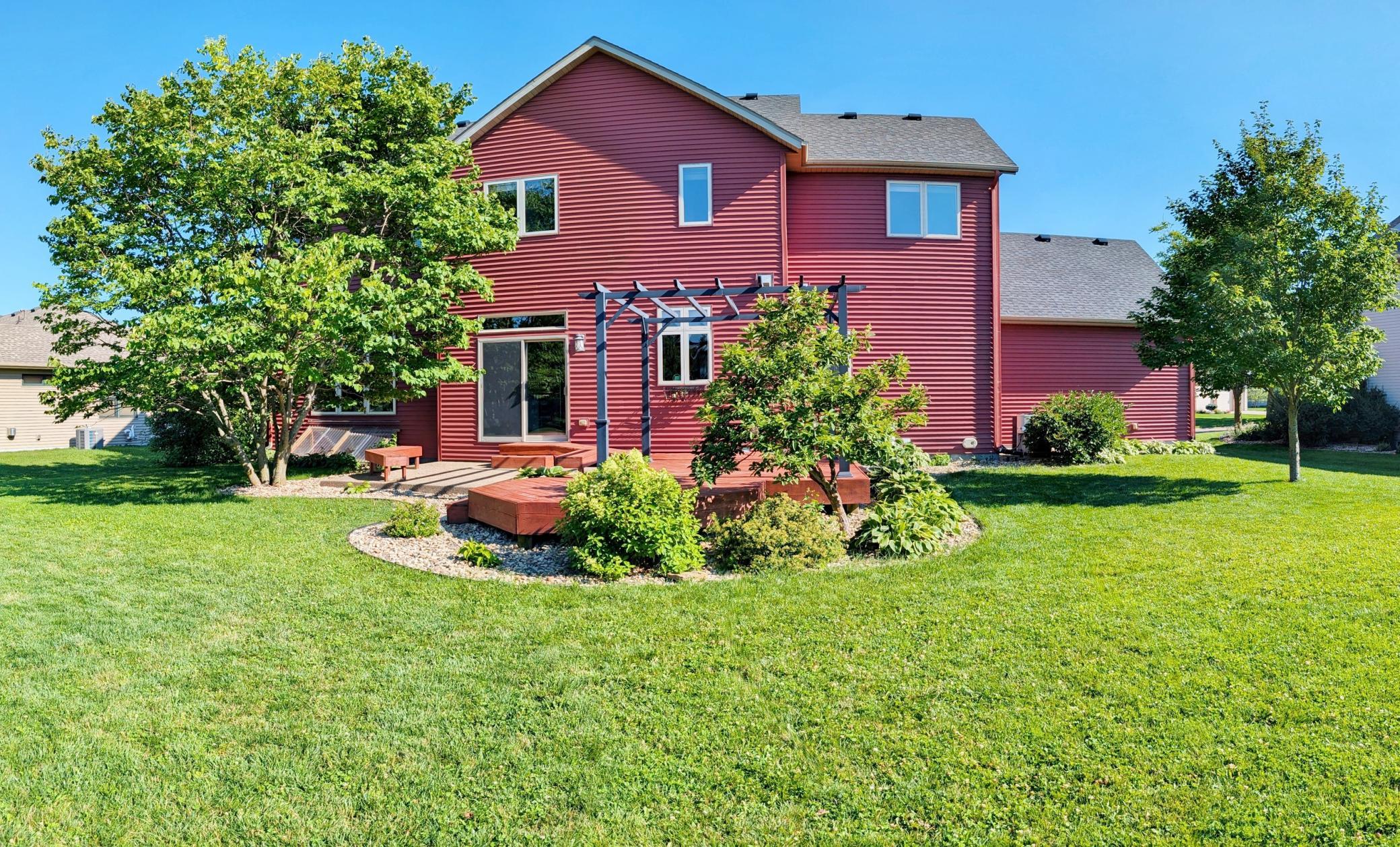 main property photo 2