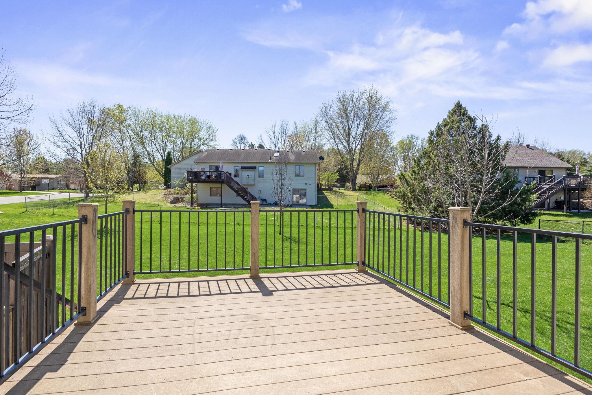 main property photo 31
