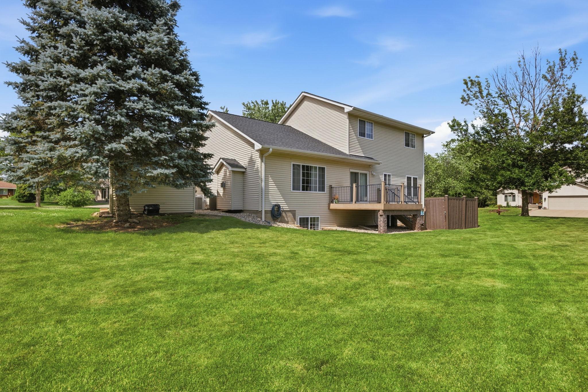 main property photo 35