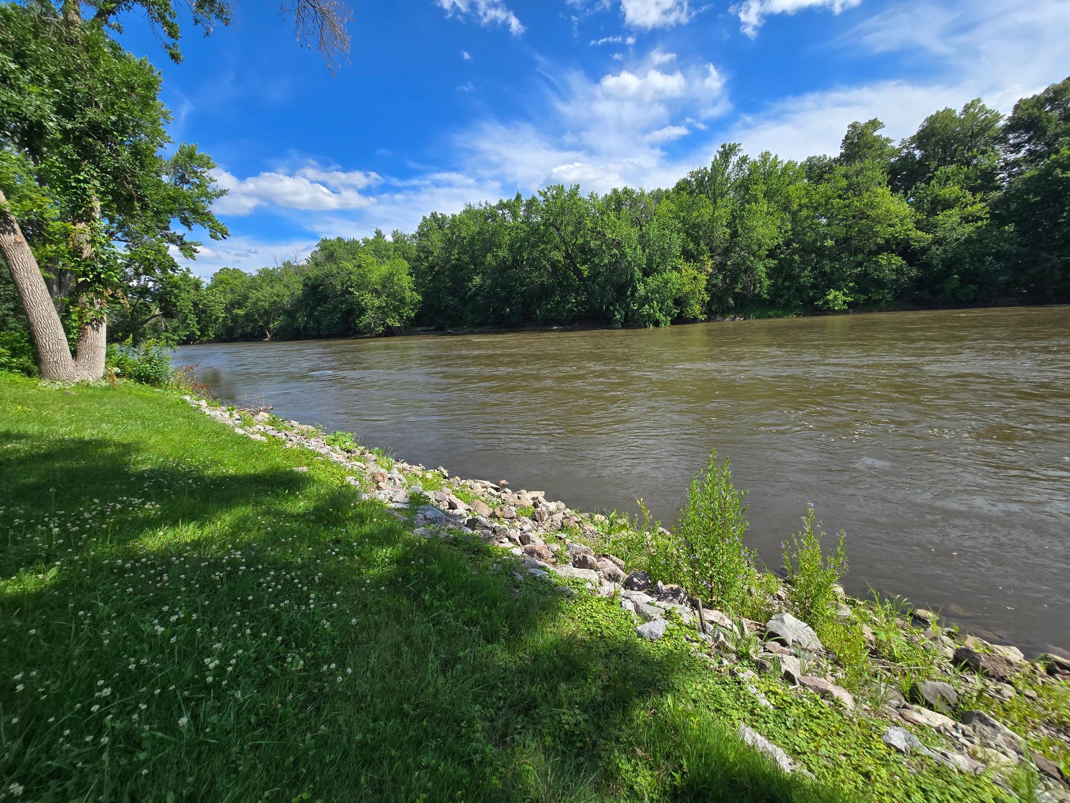 main property photo 38