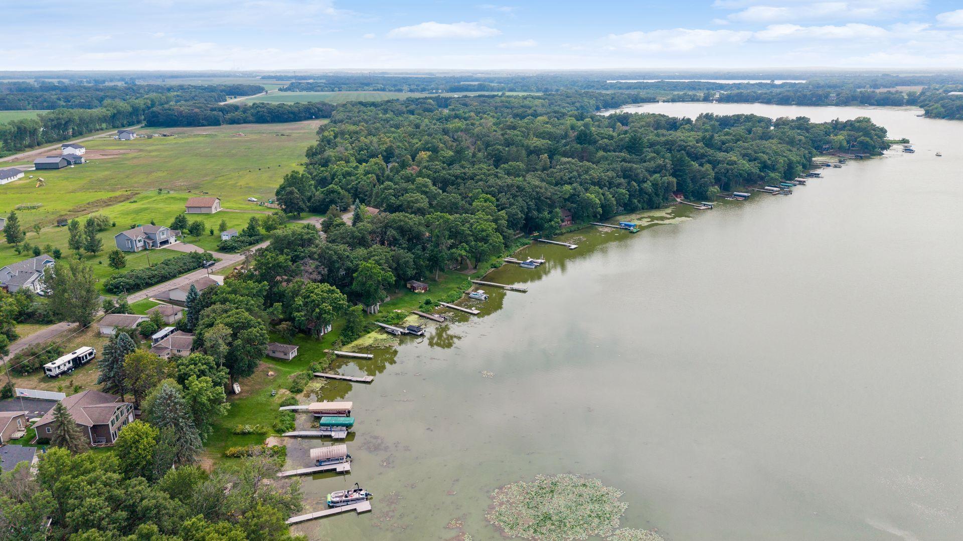 main property photo 6