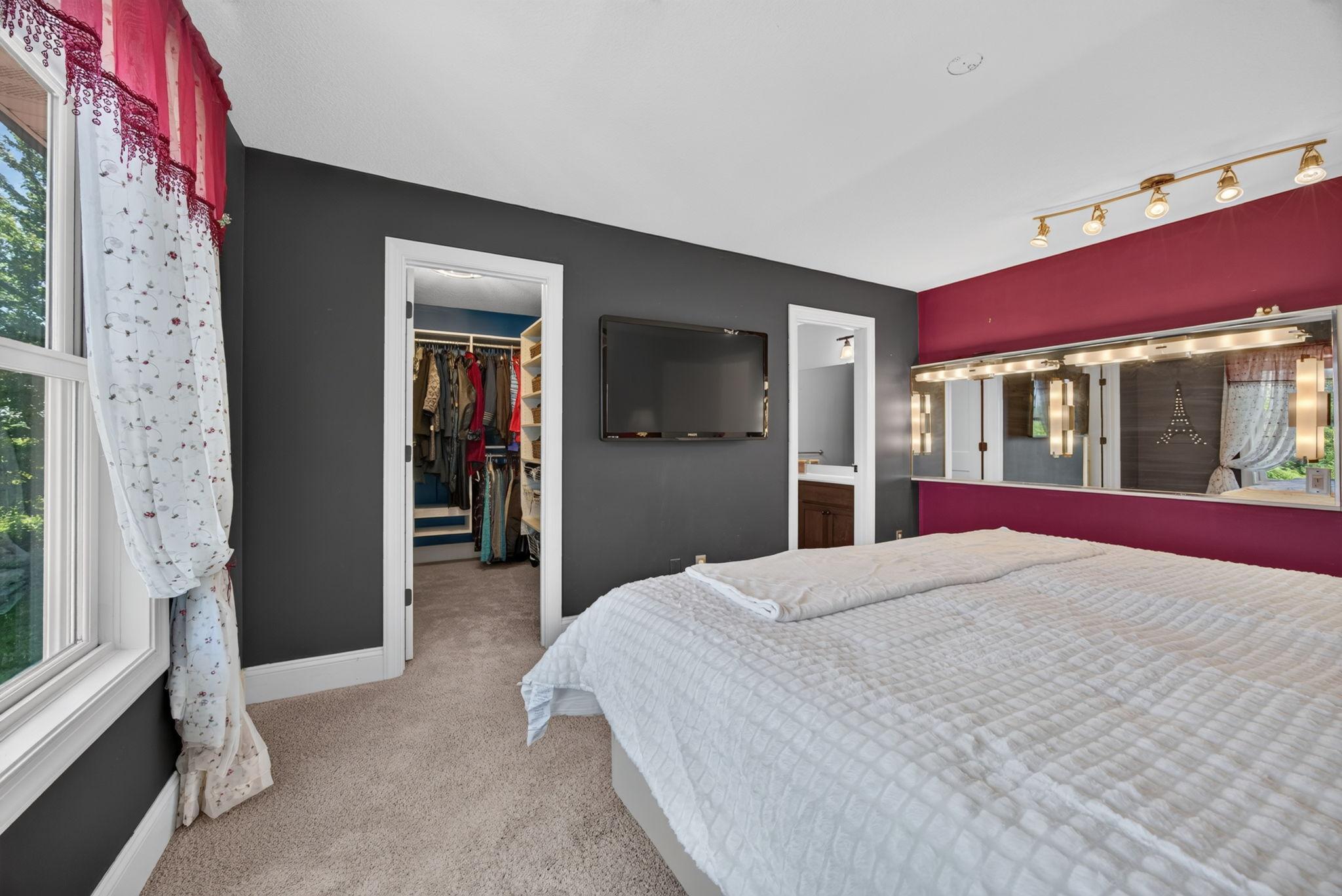 main property photo 70
