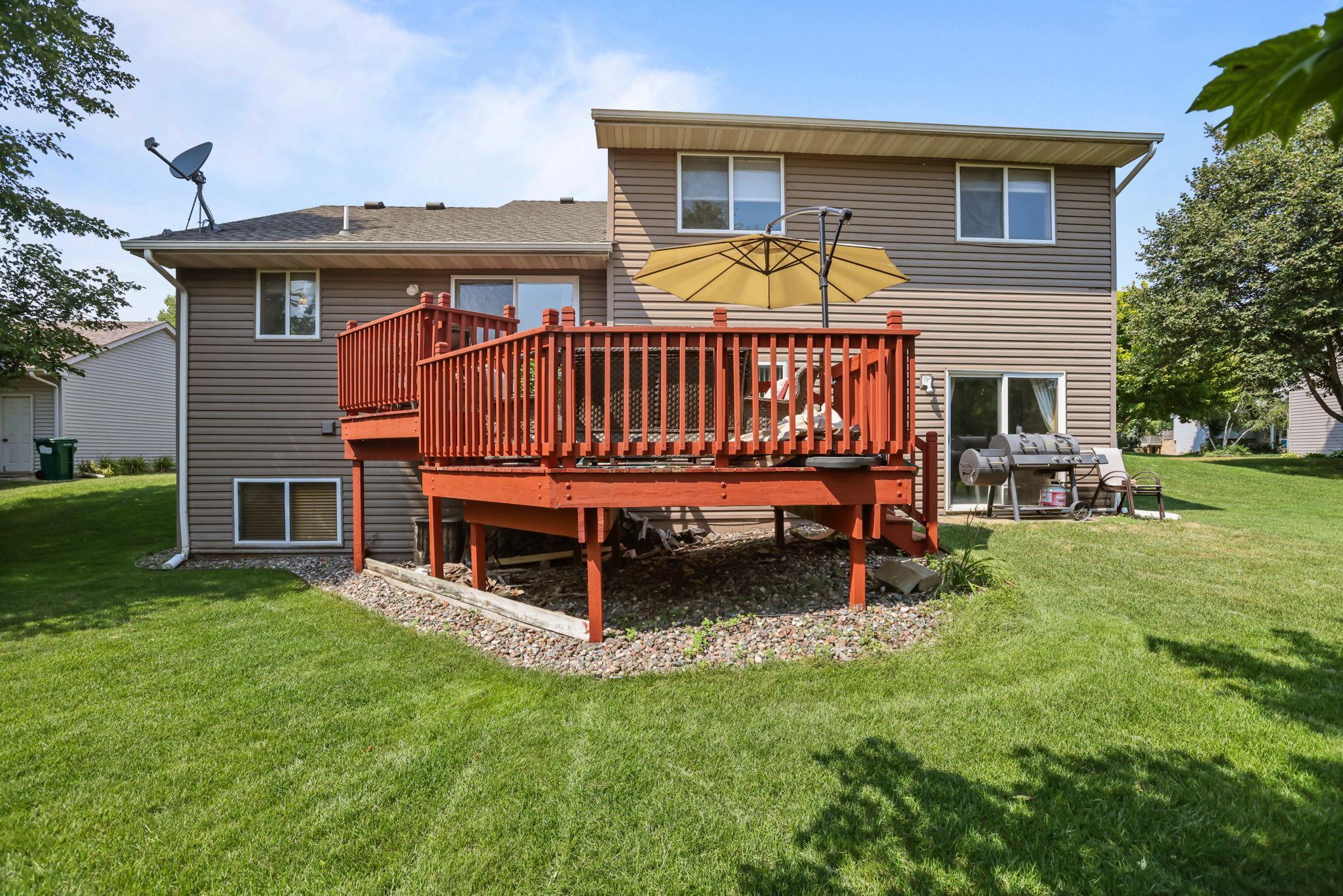 main property photo 30