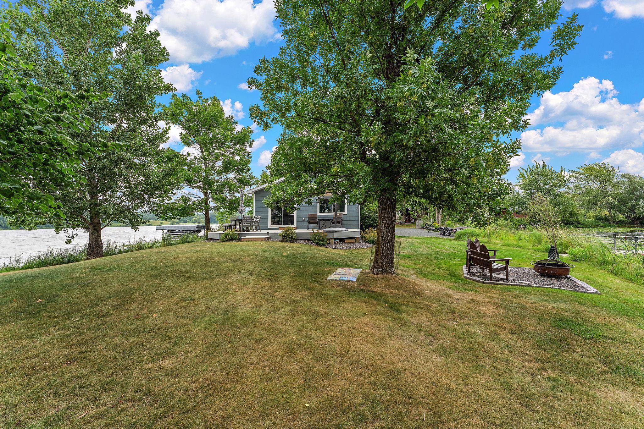 main property photo 17