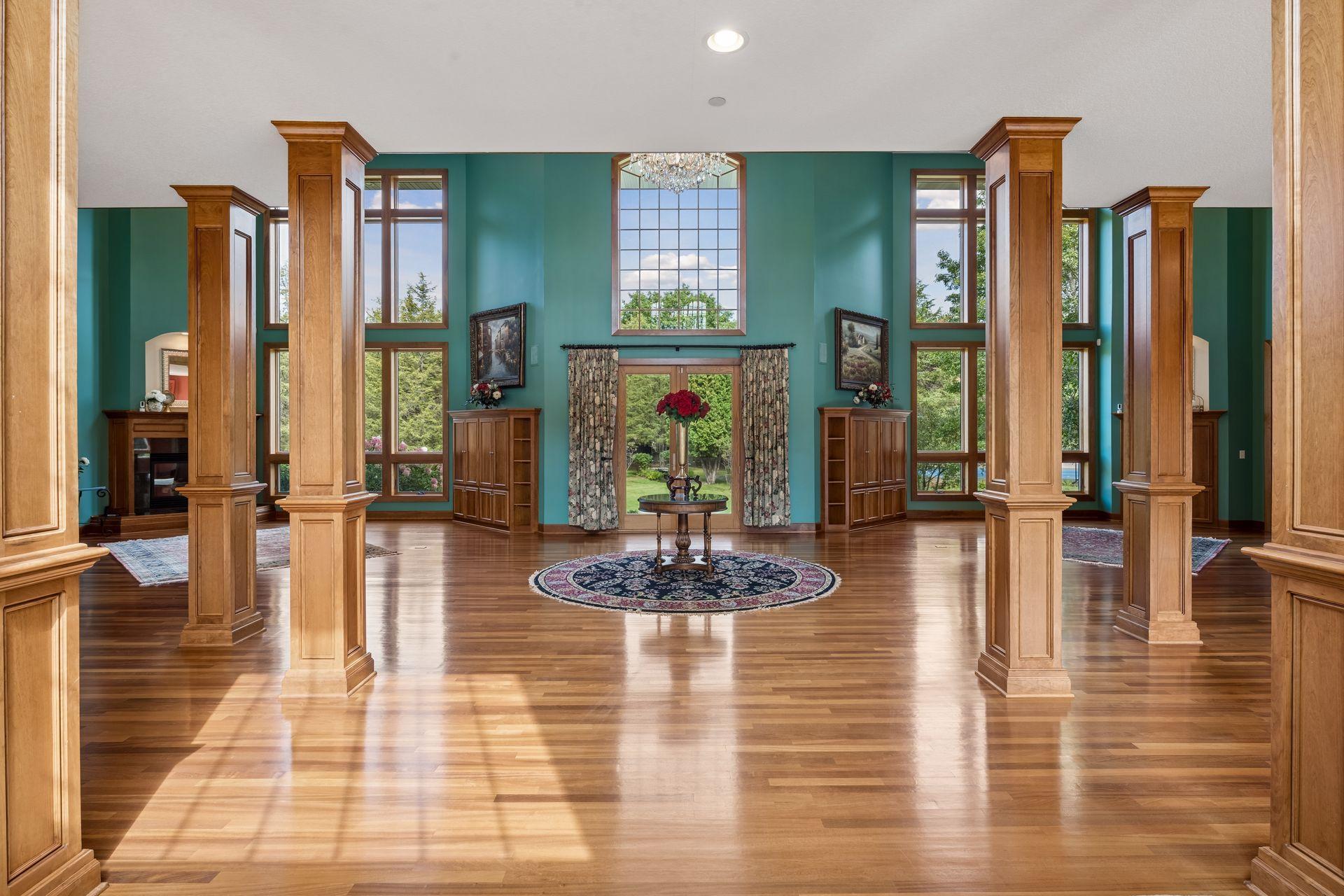 main property photo 11