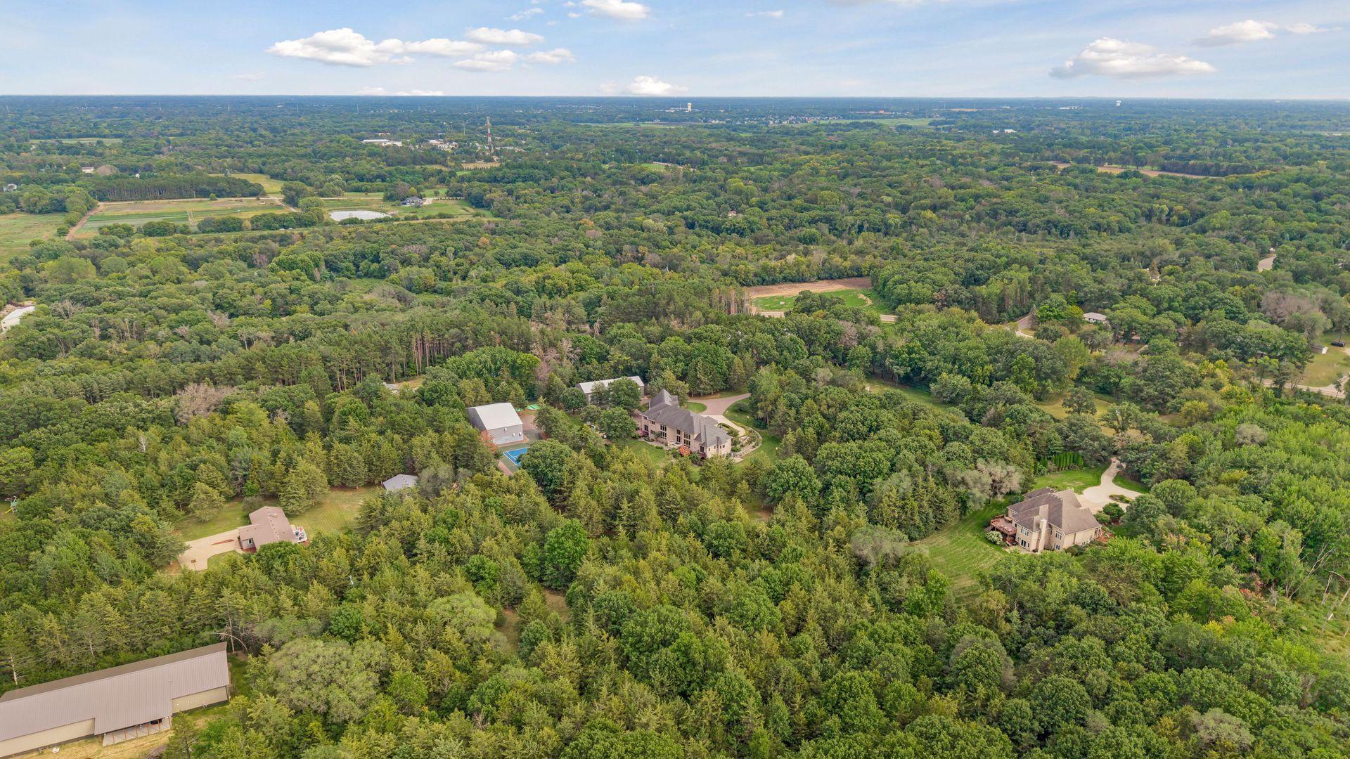 main property photo 7