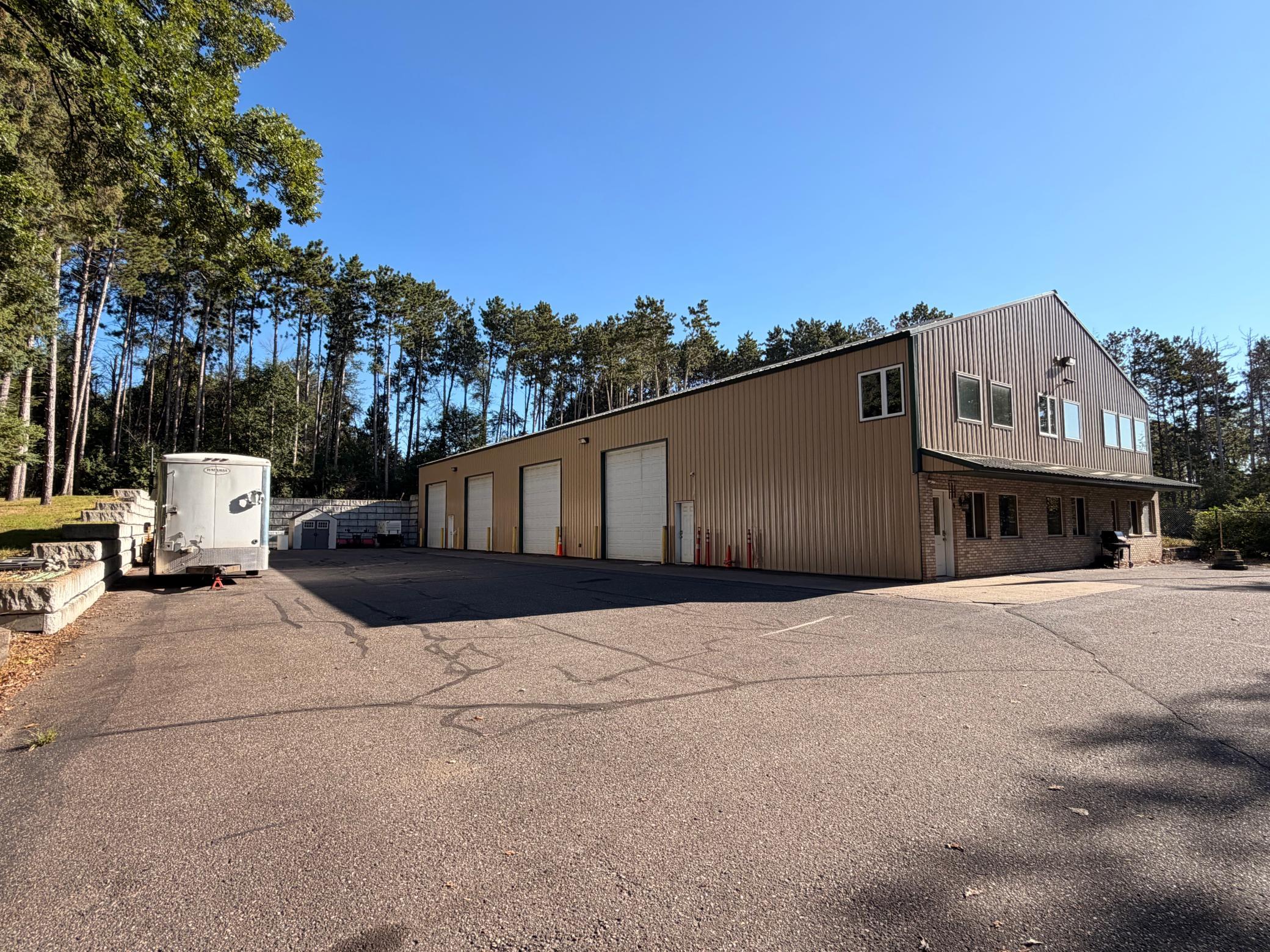 main property photo 77