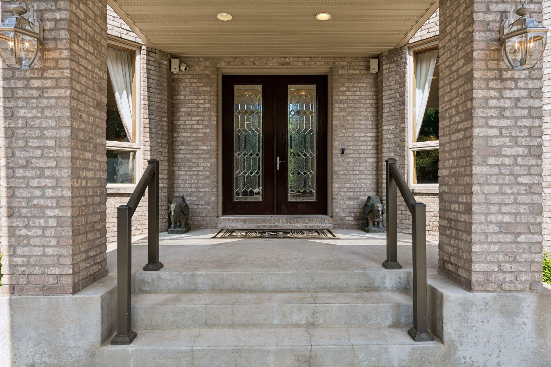 main property photo 9
