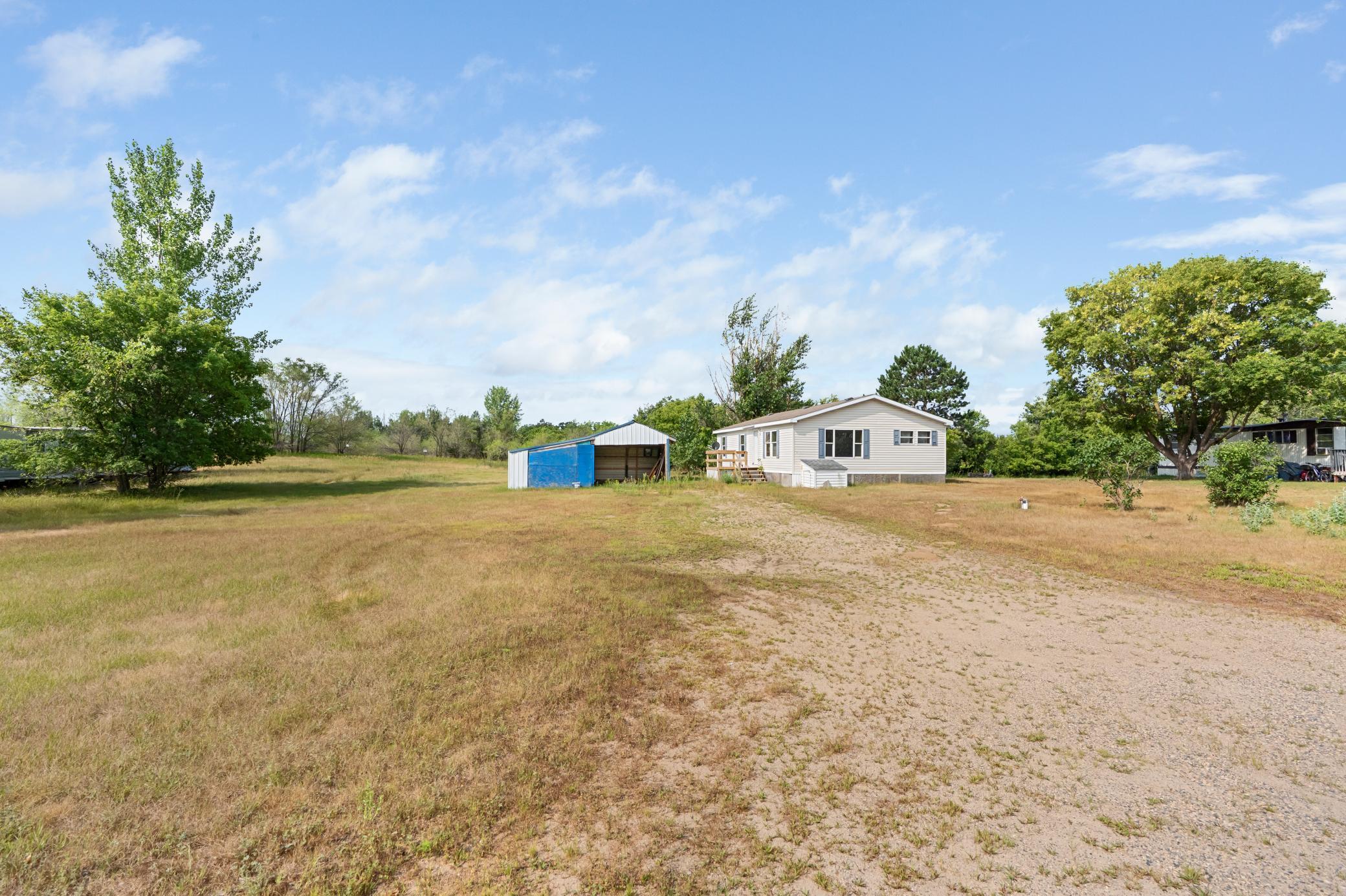 main property photo 19