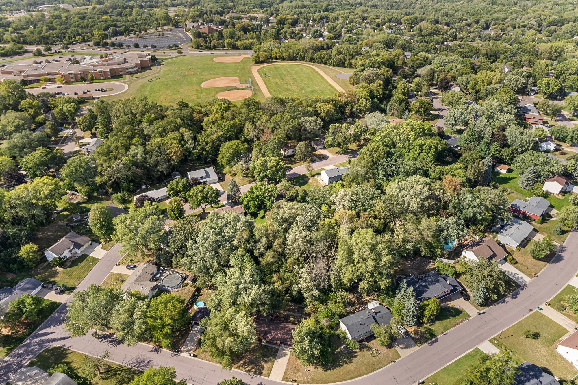 main property photo 27