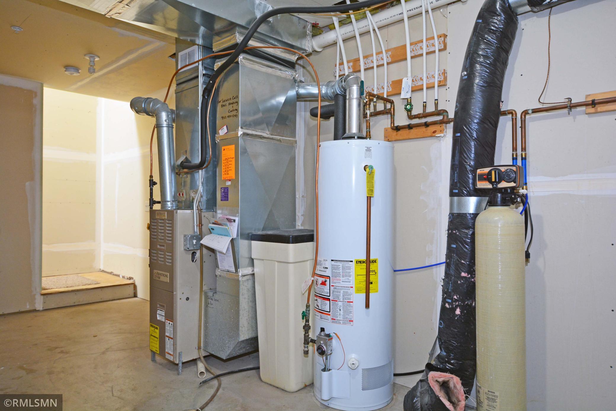 main property photo 19