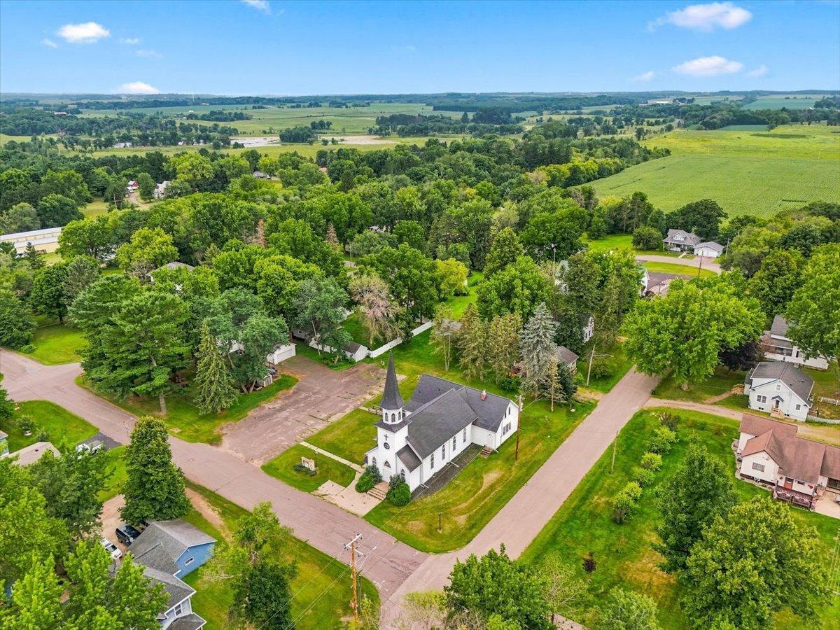 main property photo 13