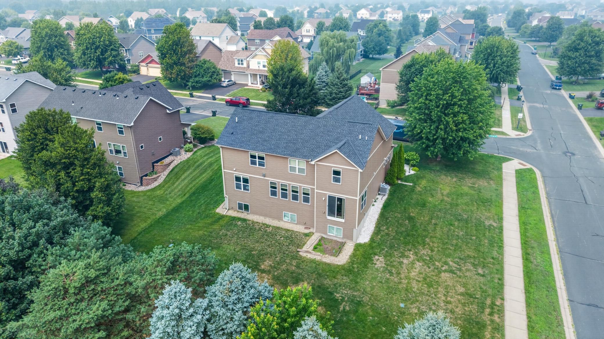 main property photo 35