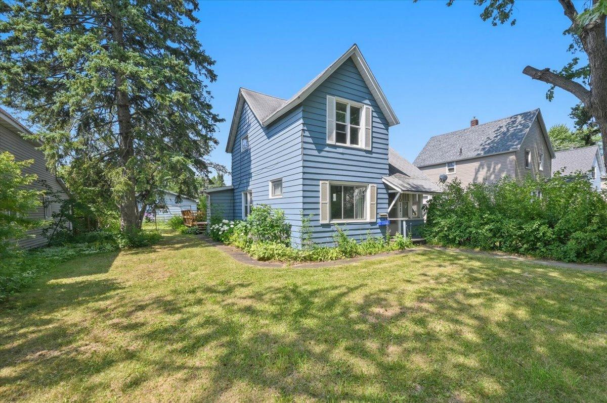 main property photo 22