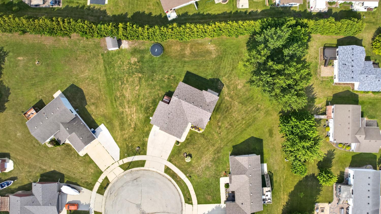 main property photo 37