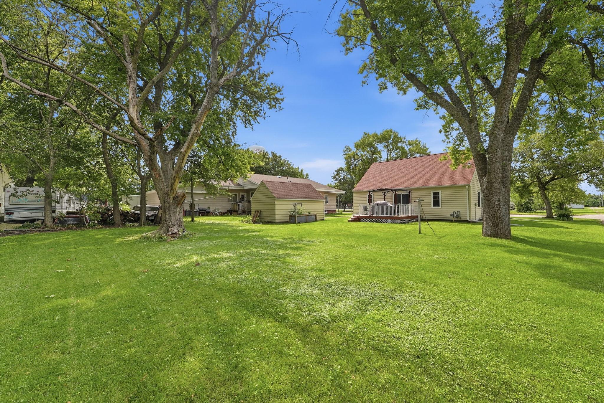 main property photo 10