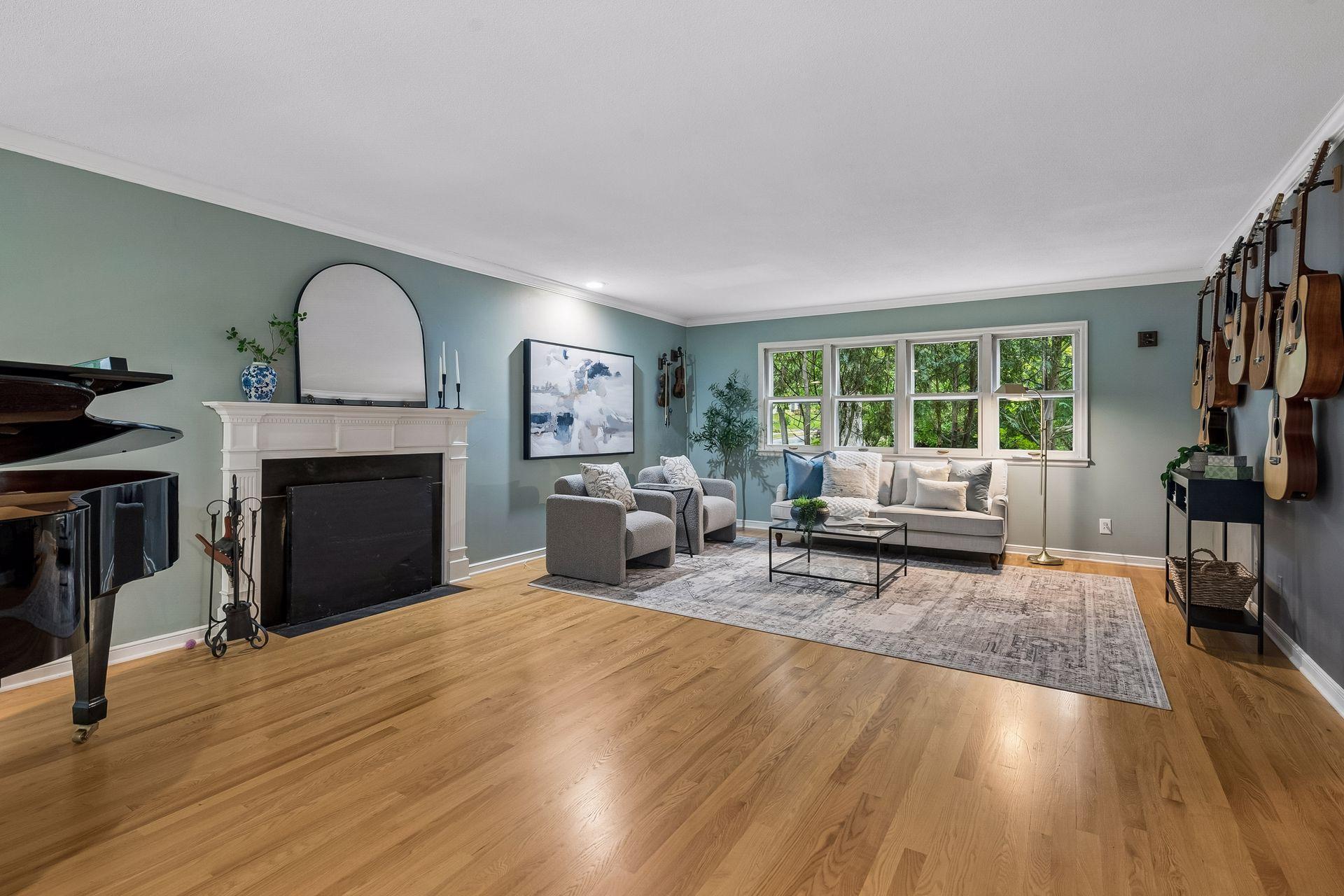 main property photo 10