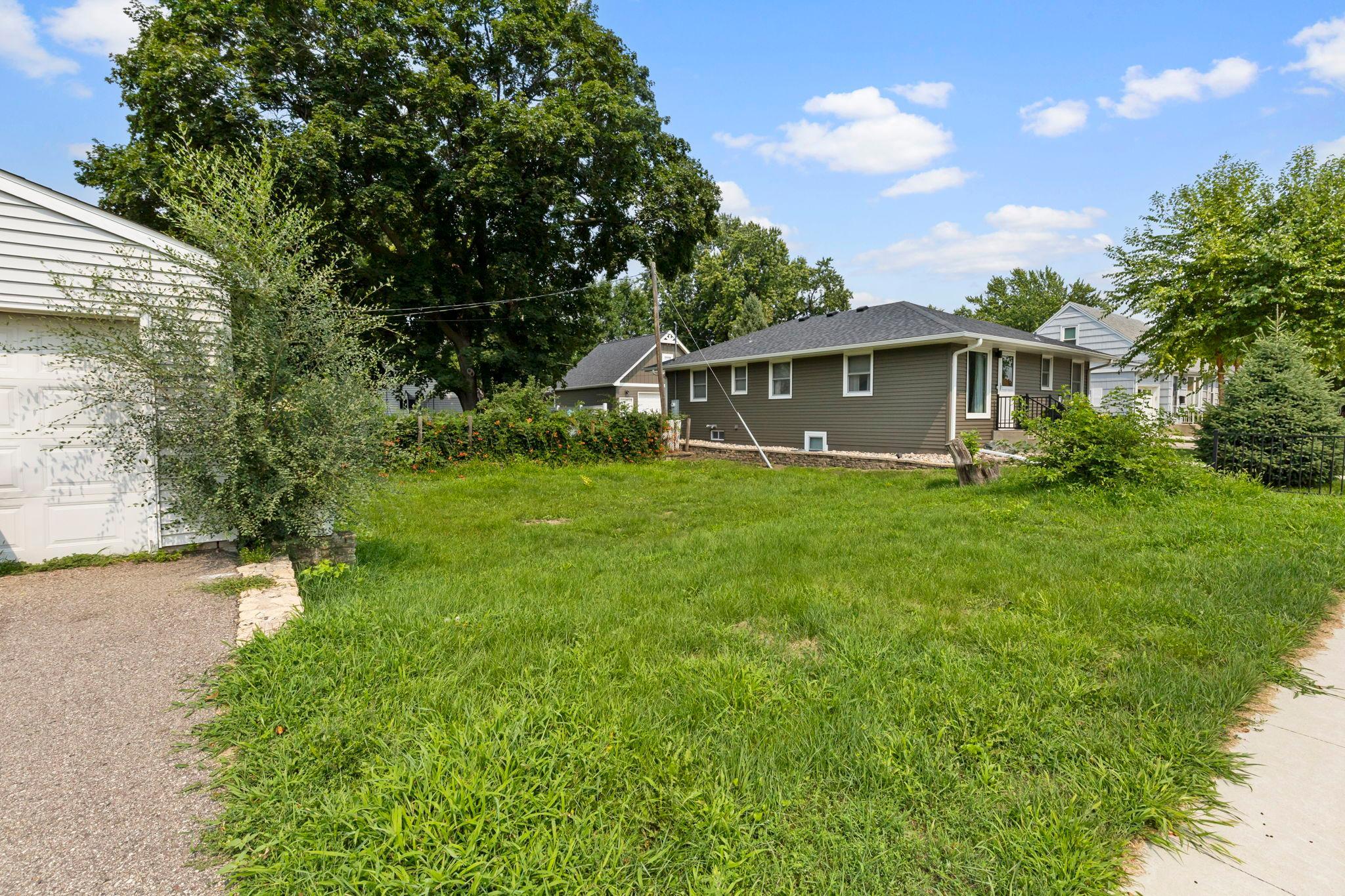 main property photo 48