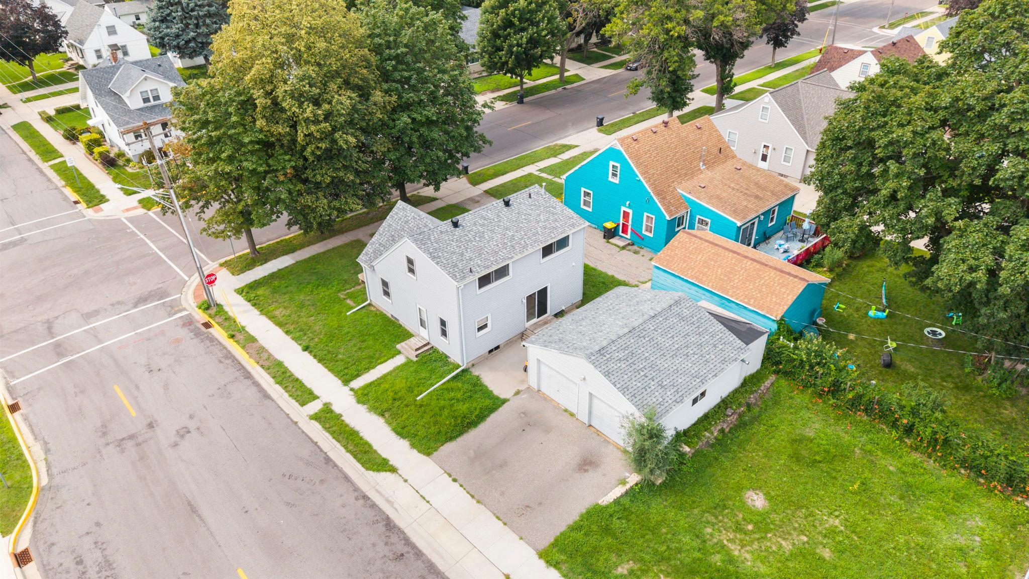 main property photo 54