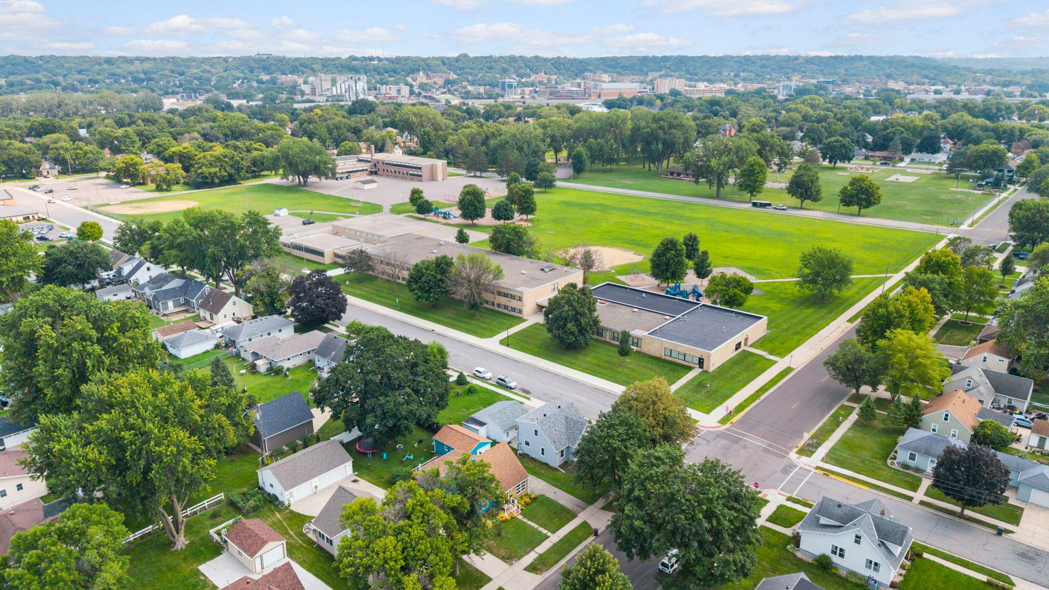main property photo 60