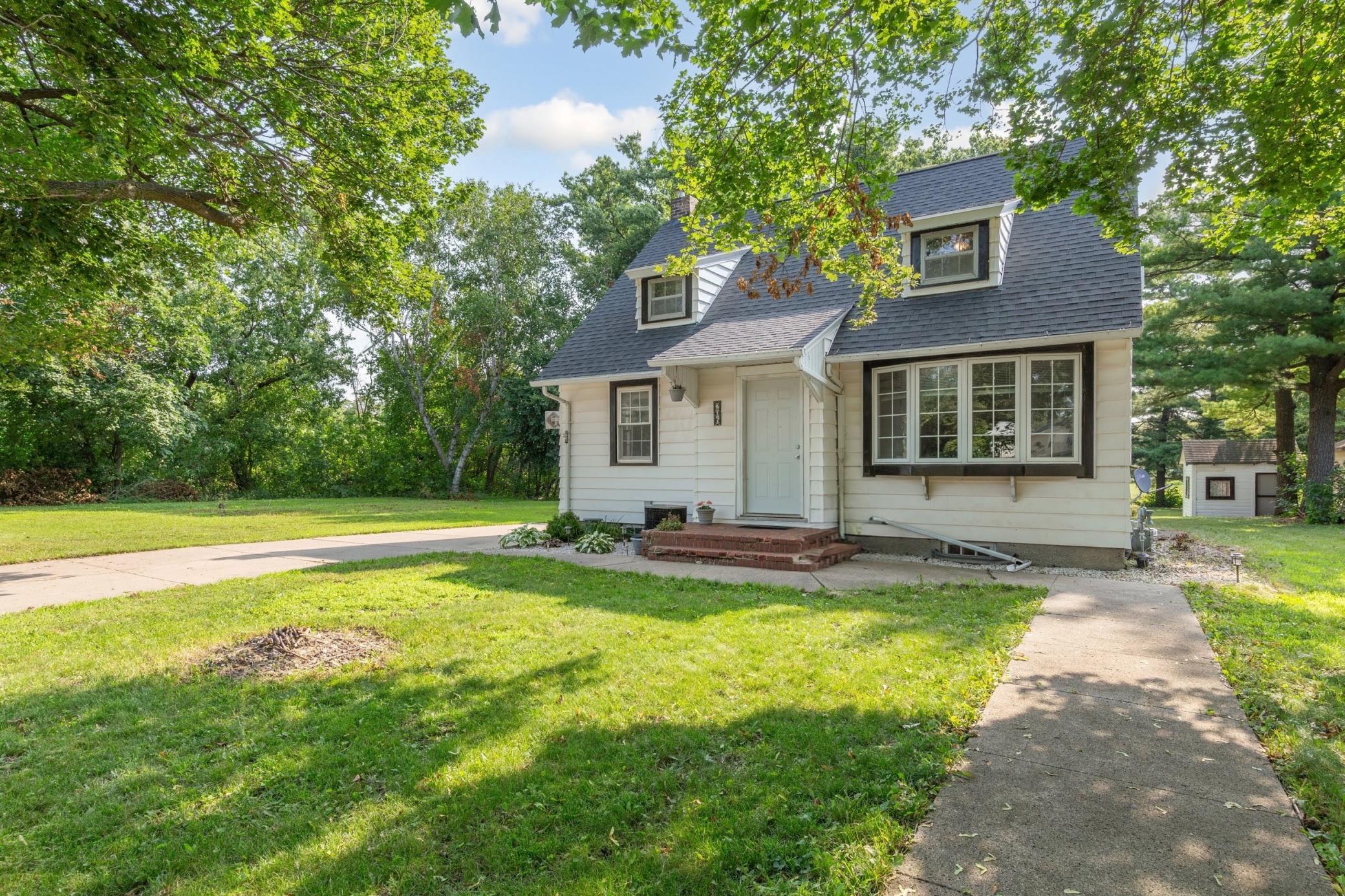 main property photo 26