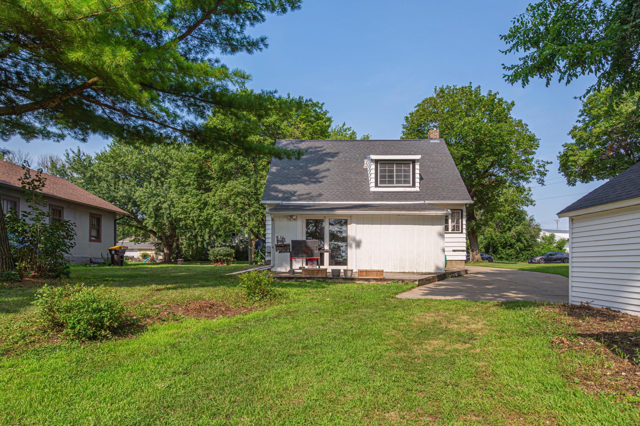 main property photo 31