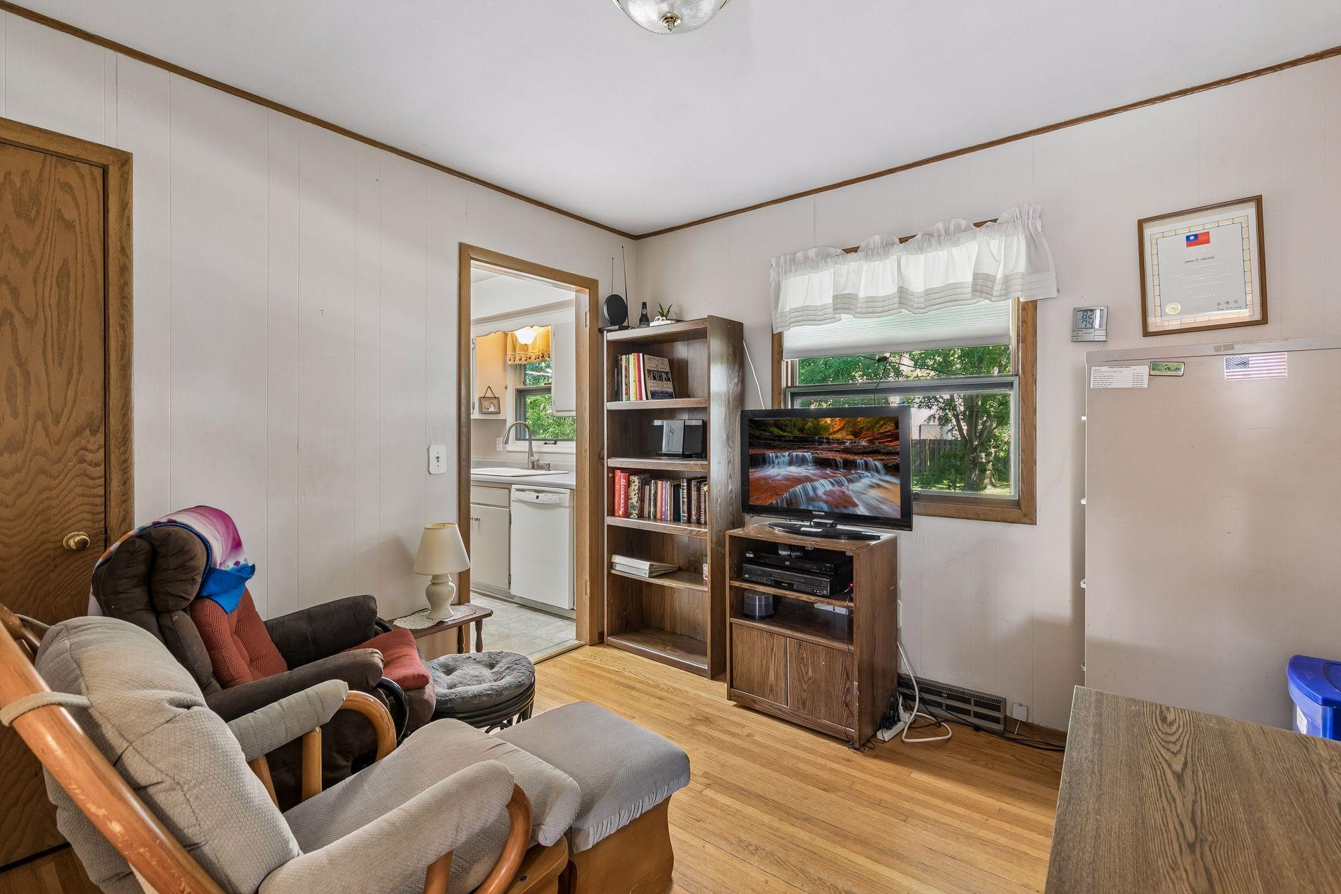 main property photo 29