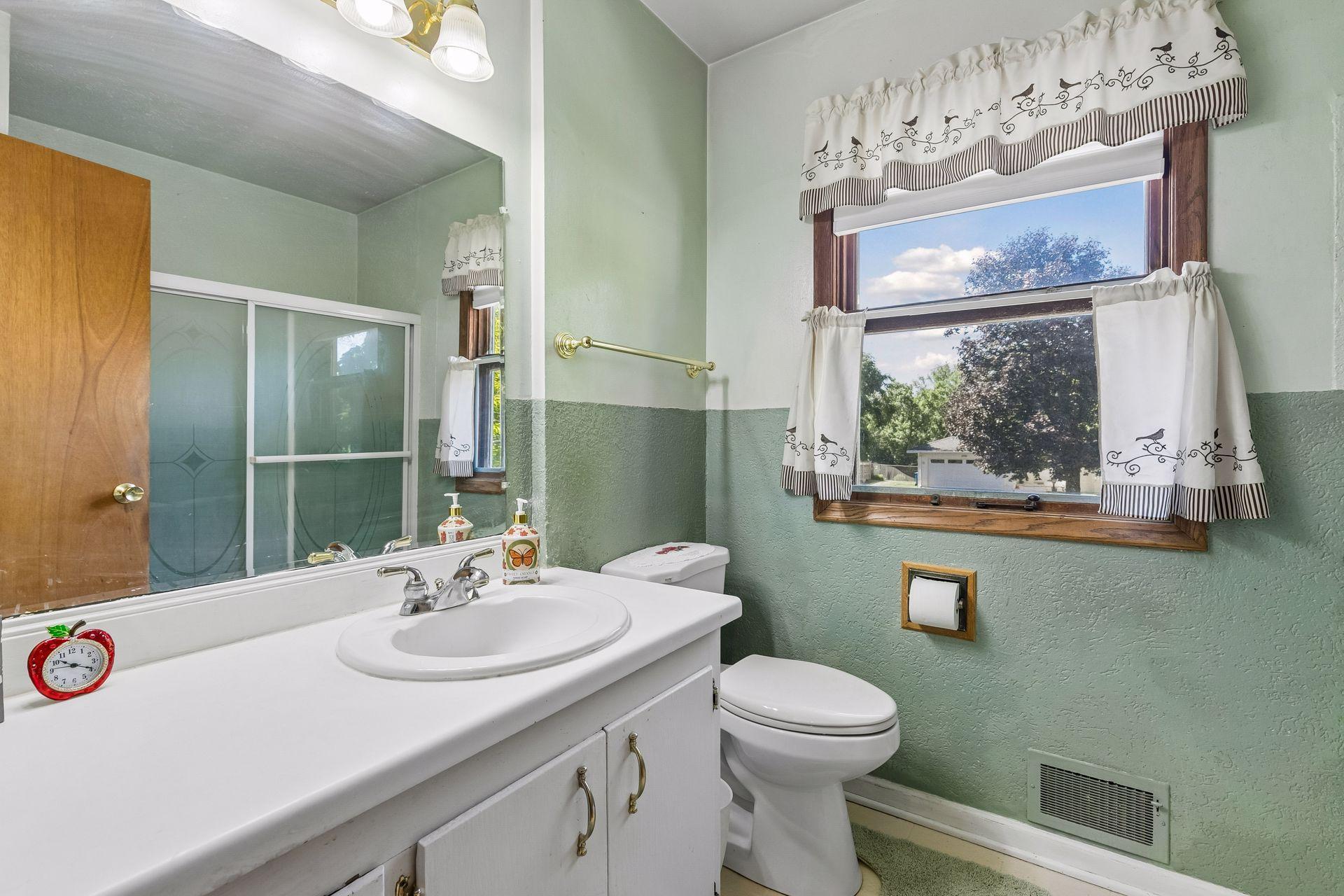 main property photo 33