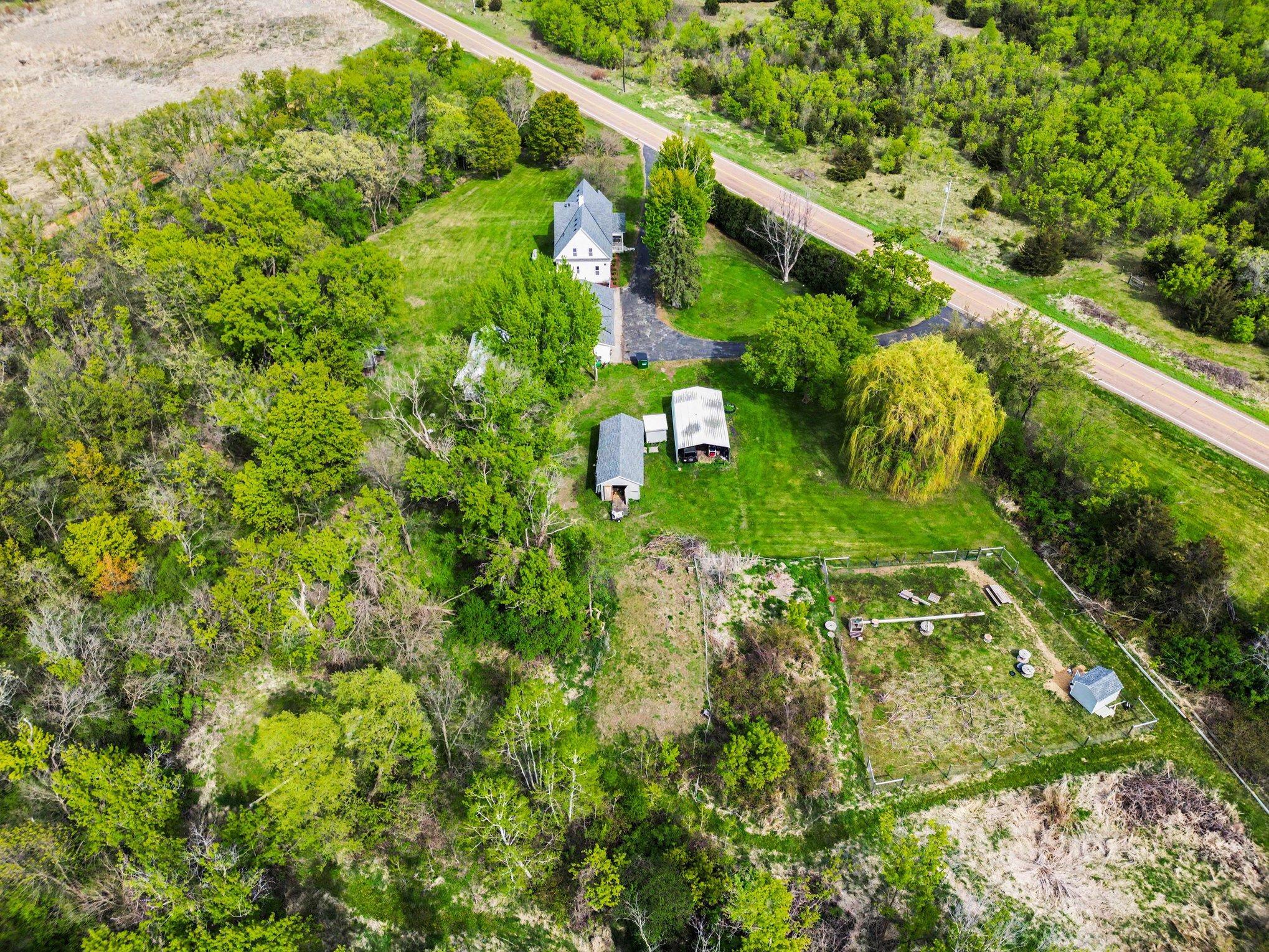 main property photo 45