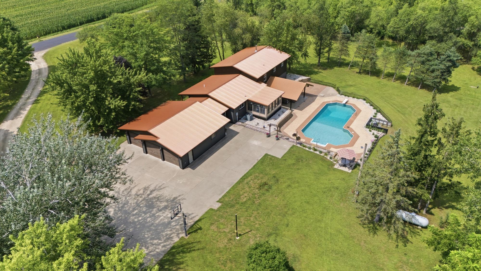 main property photo 58