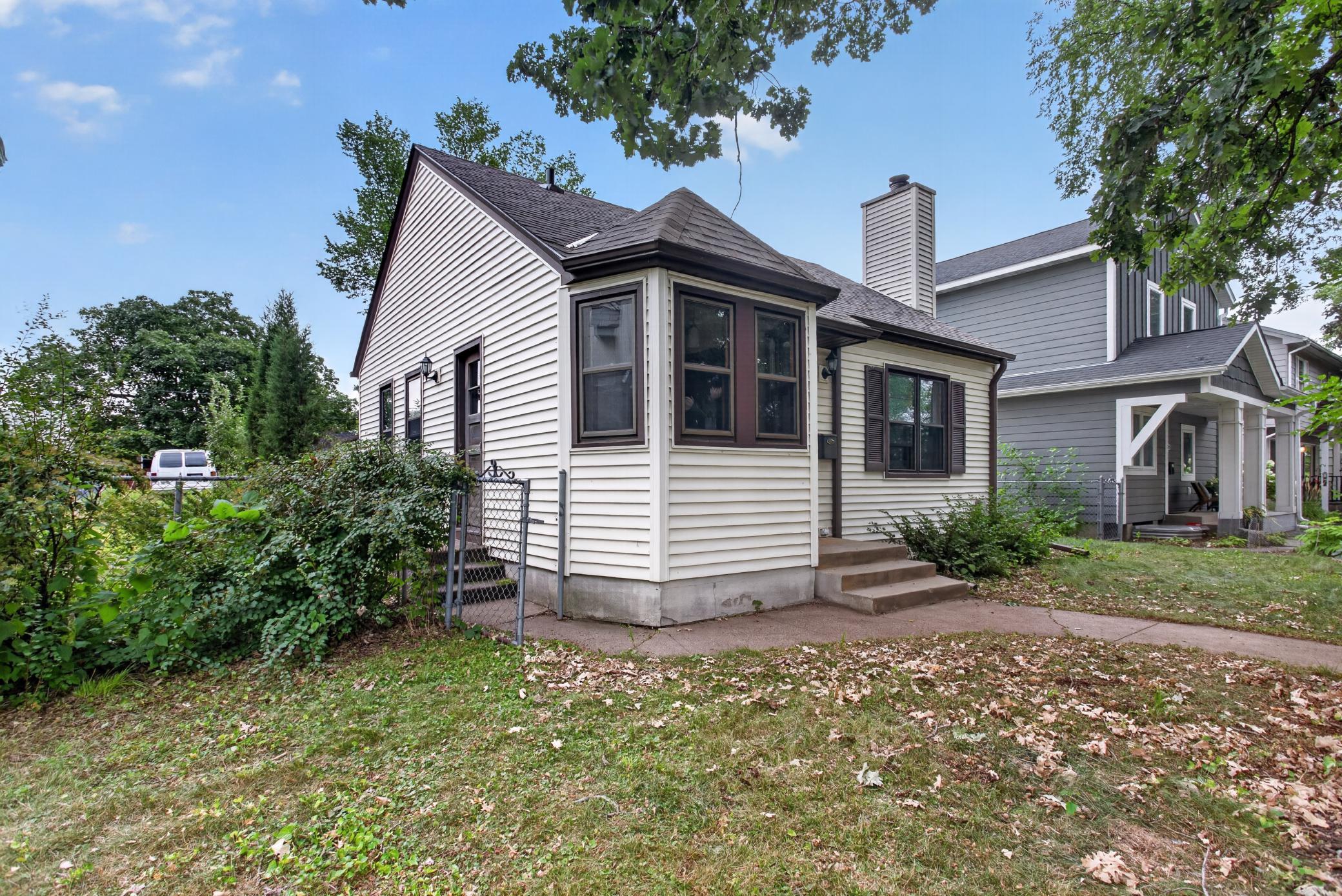 main property photo 2