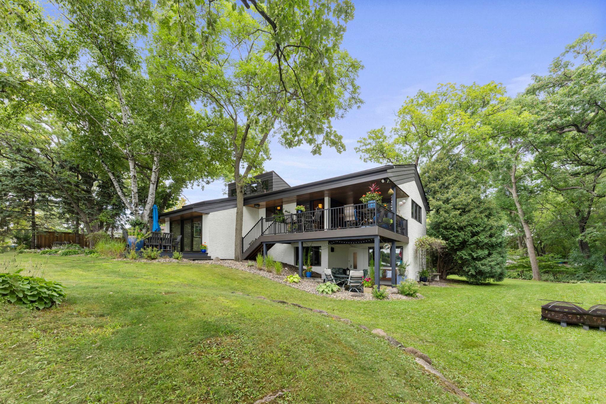 main property photo 75