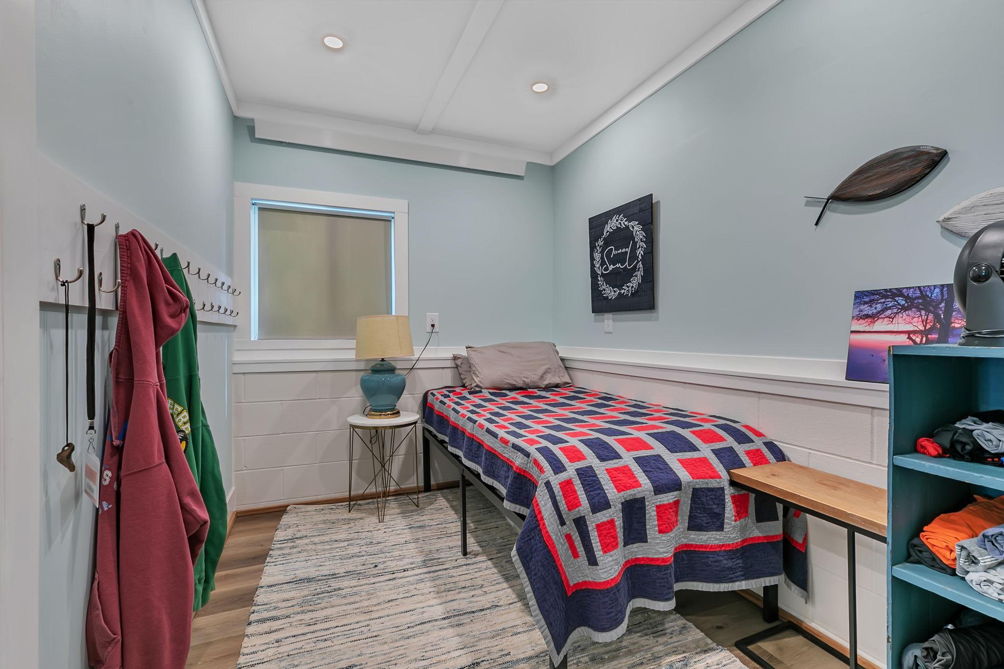 main property photo 103