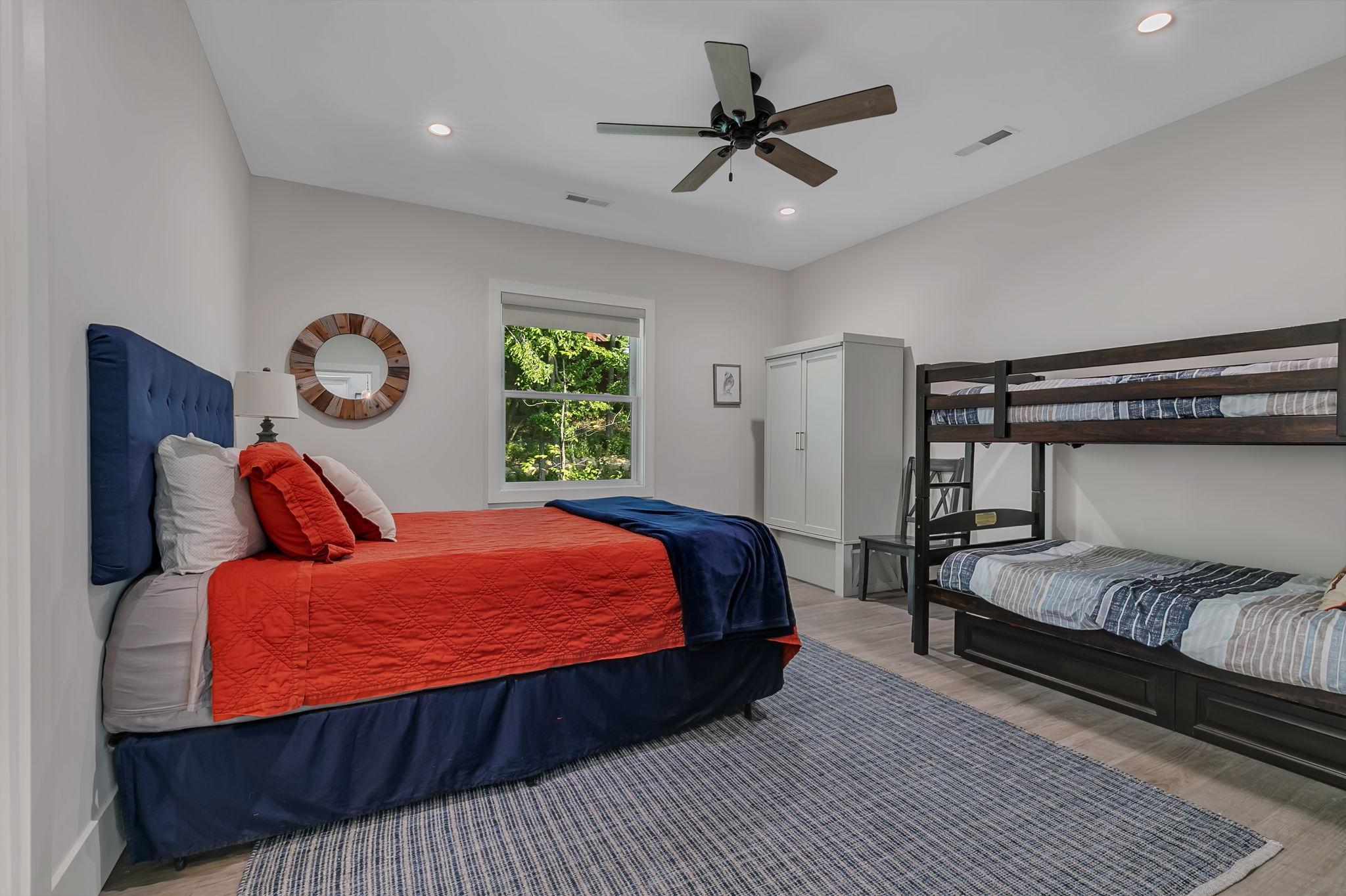 main property photo 70