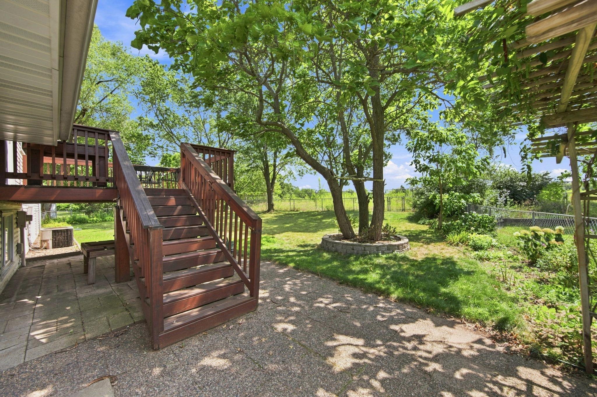 main property photo 41