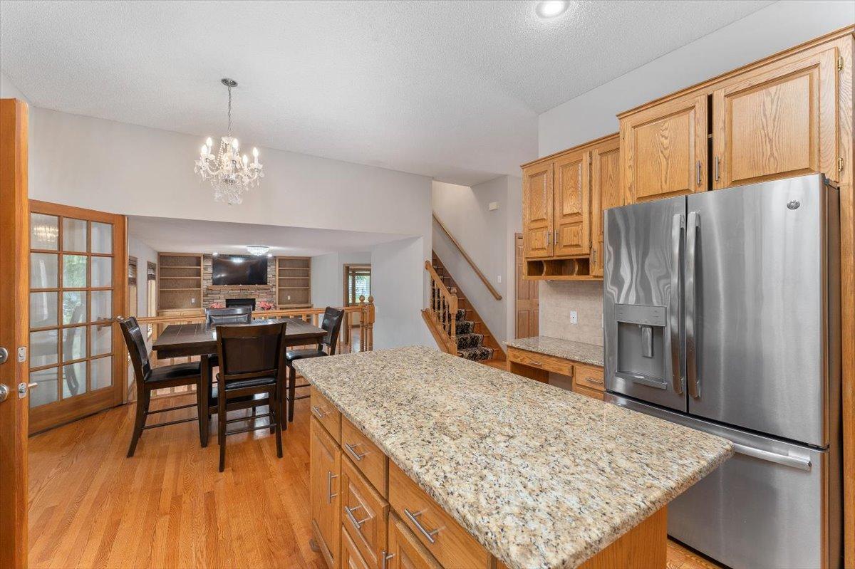 main property photo 12