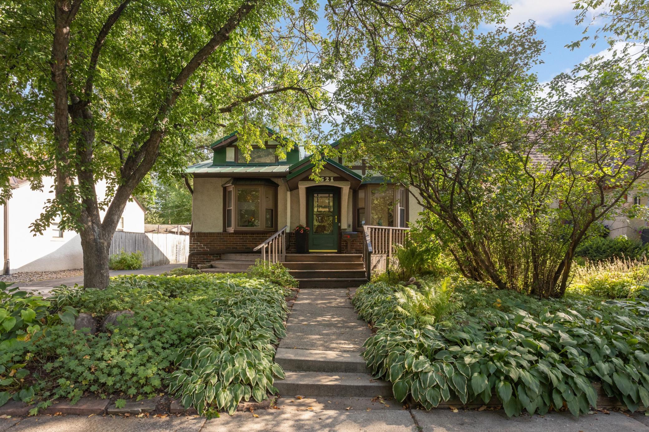 main property photo 43