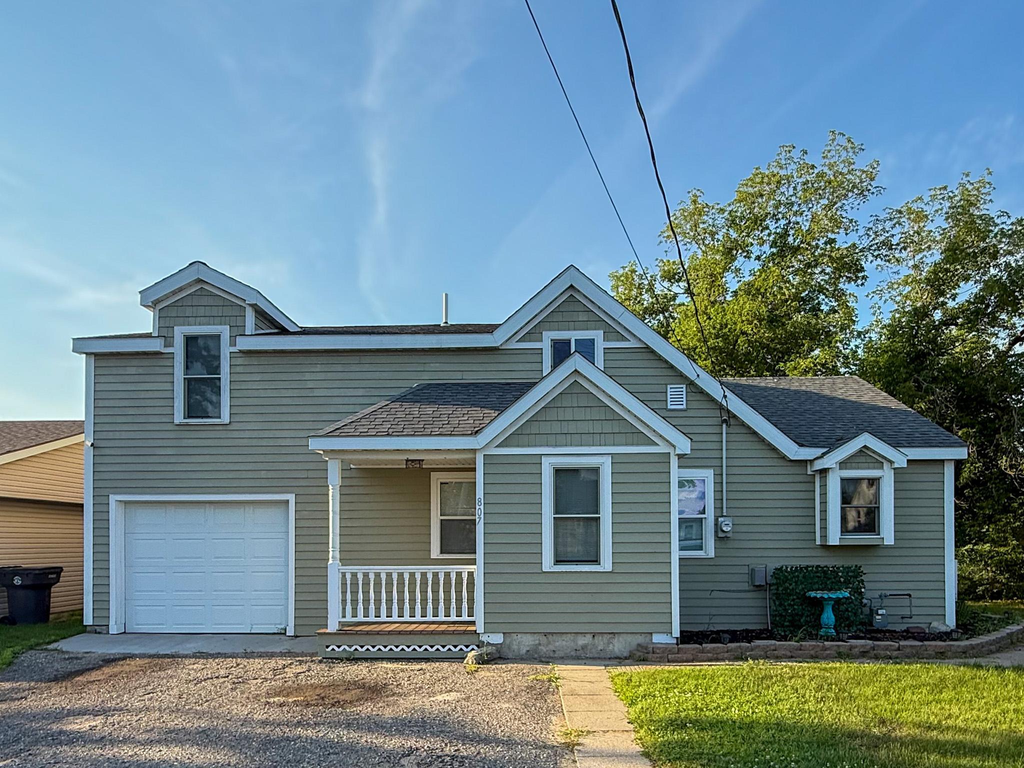 main property photo 1
