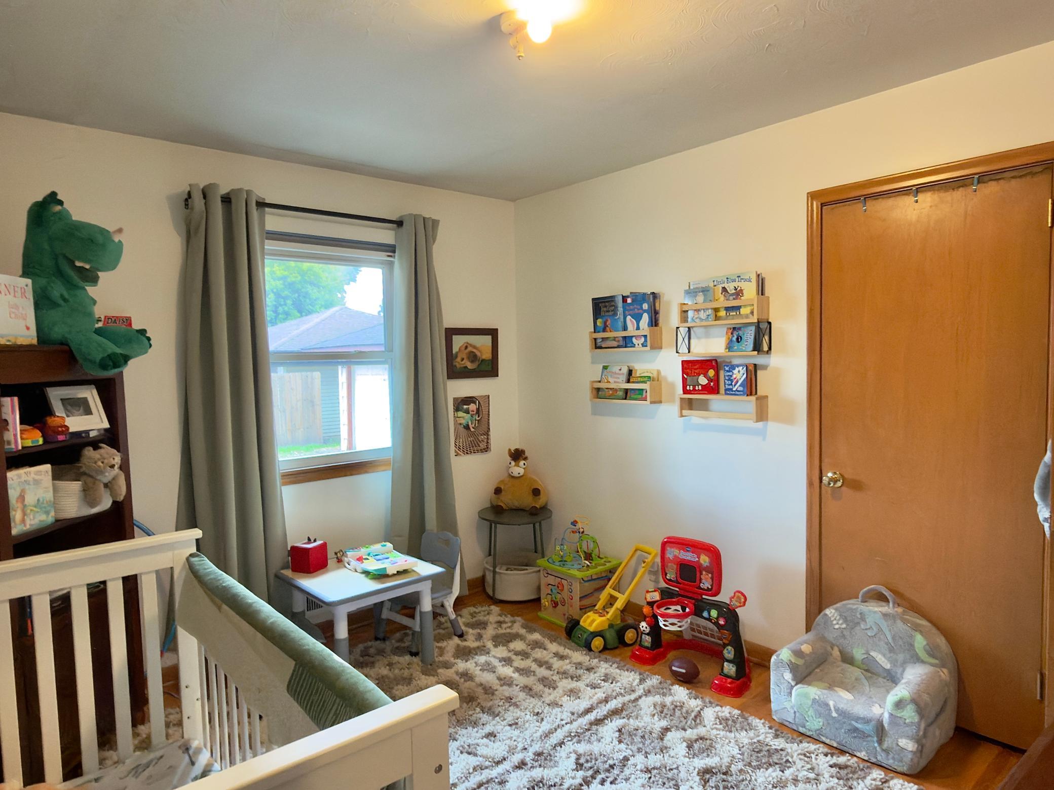main property photo 10