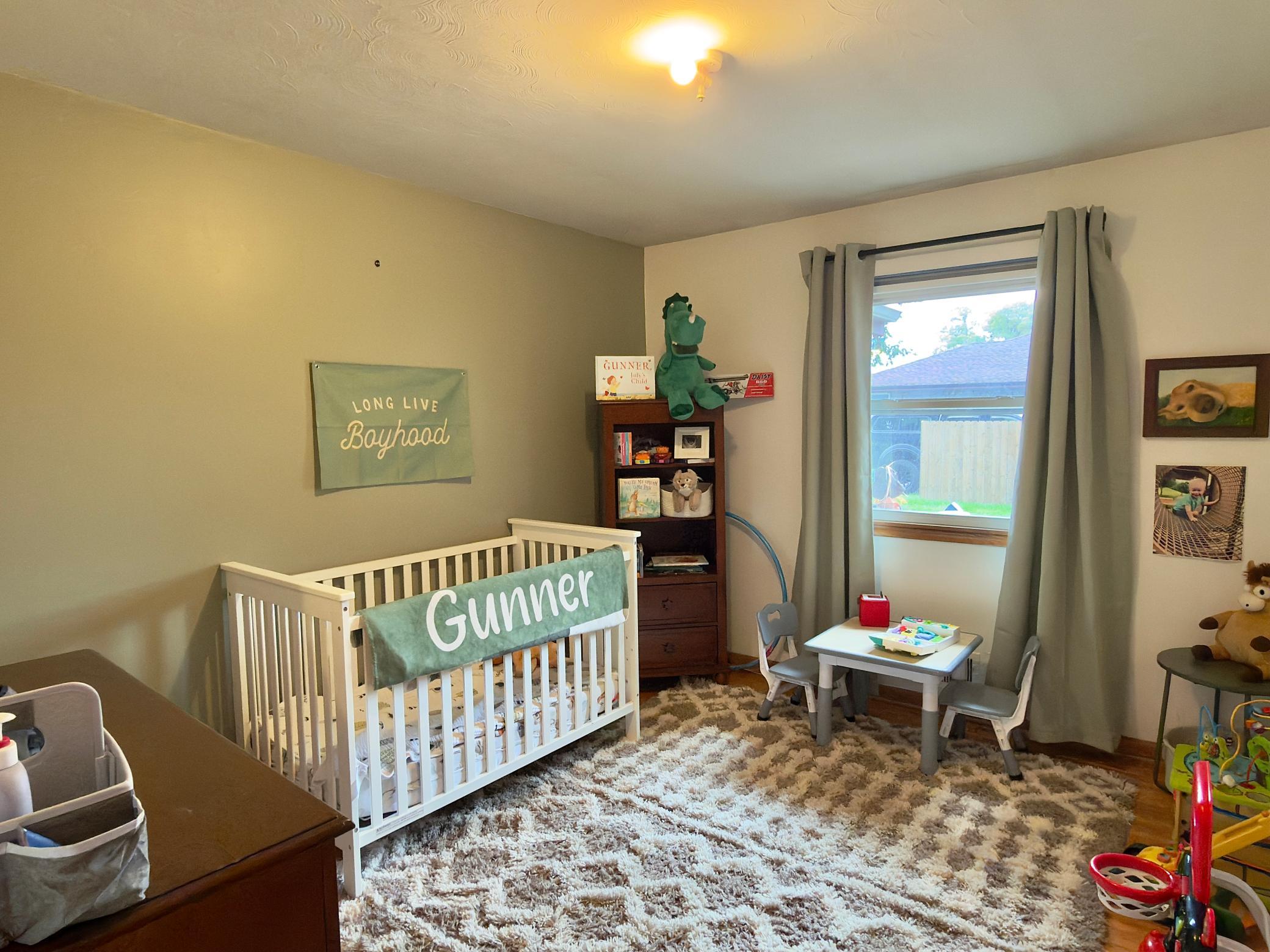 main property photo 9