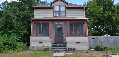 image of property with 4 Bed | 2 Bath | 1,408 Sqft