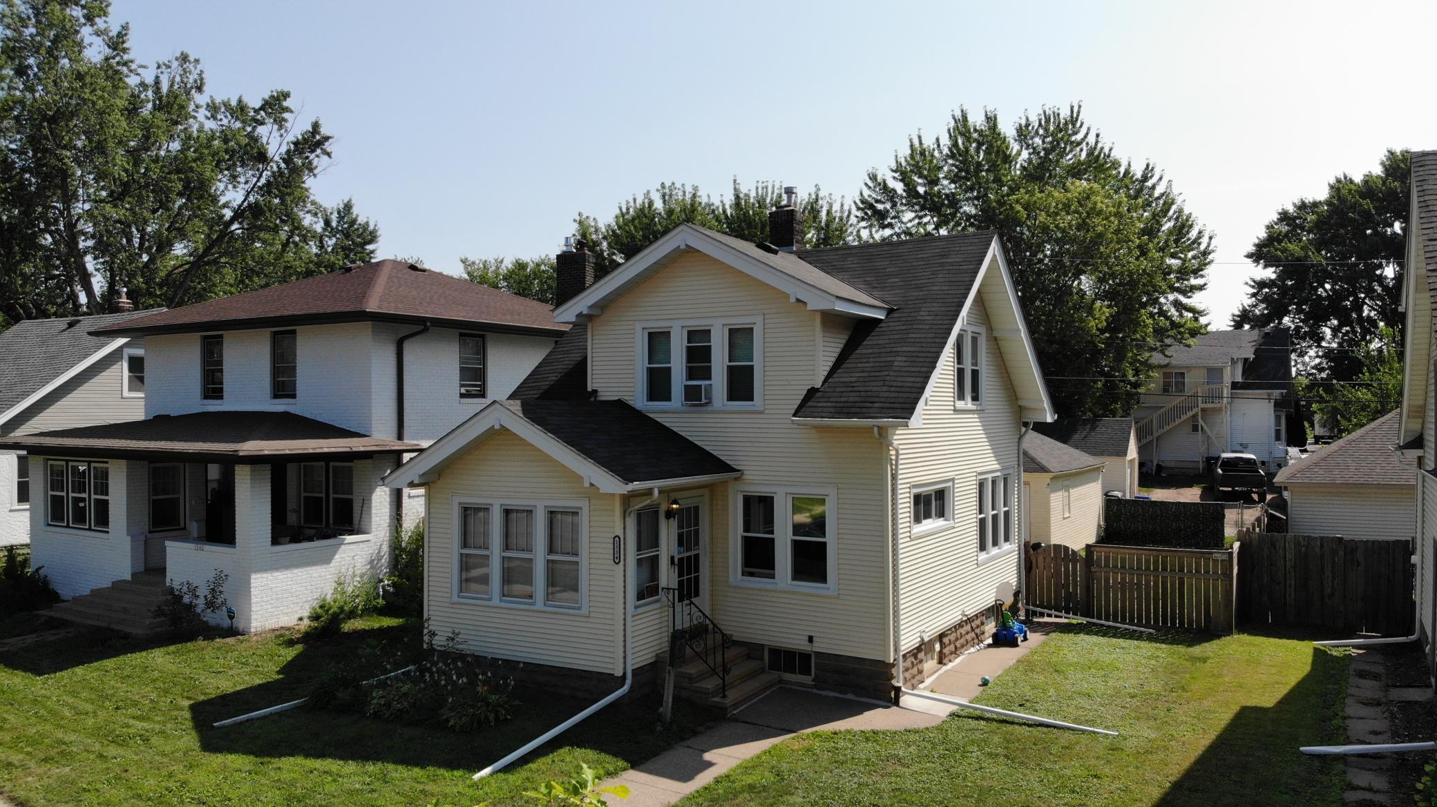 main property photo 20
