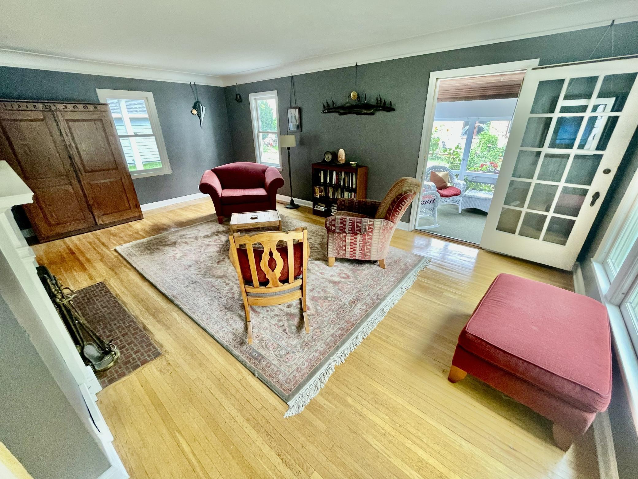 main property photo 18
