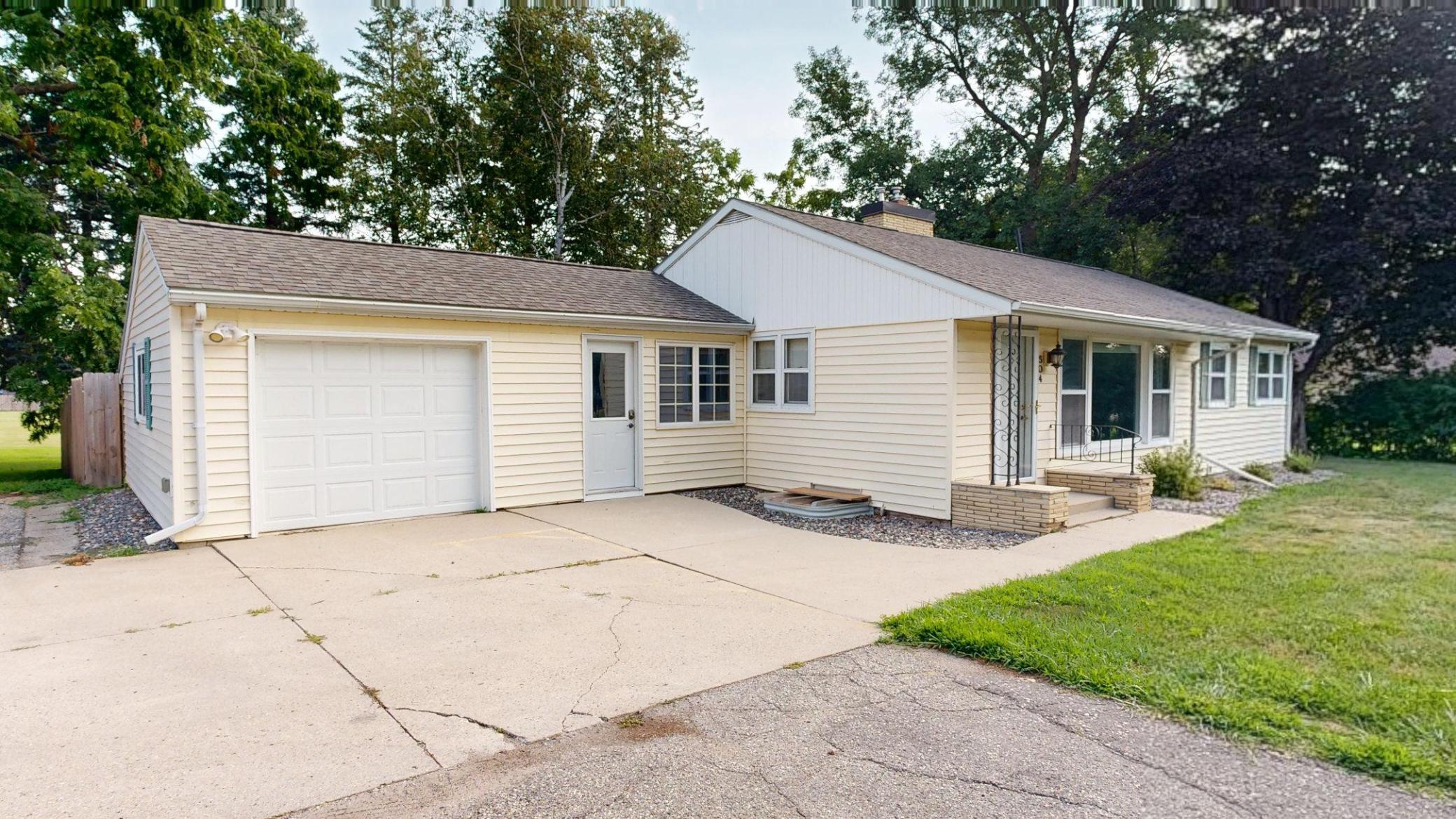 main property photo 50