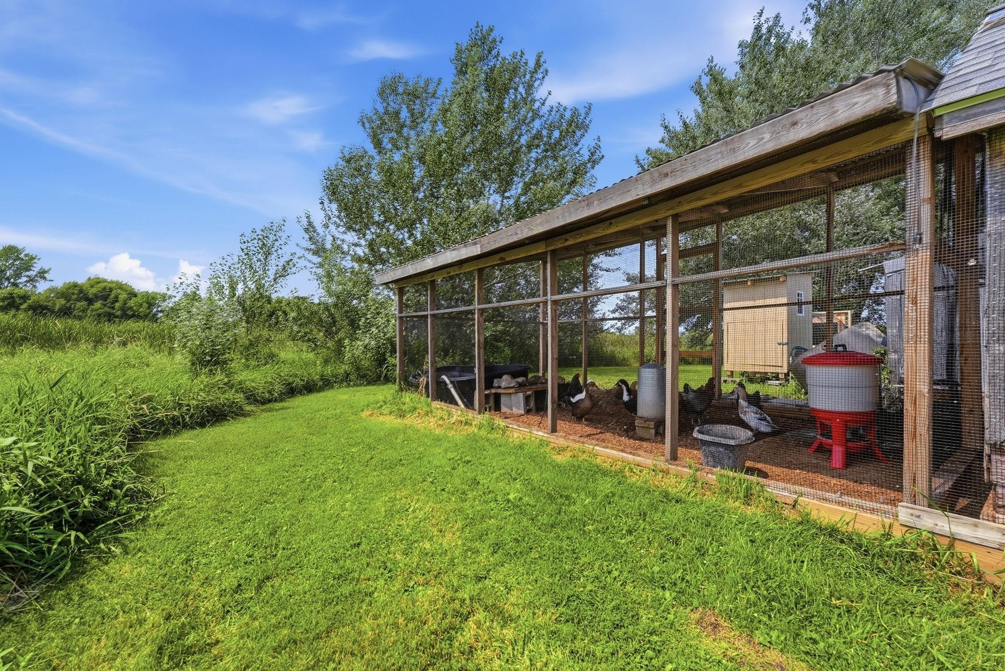 main property photo 27