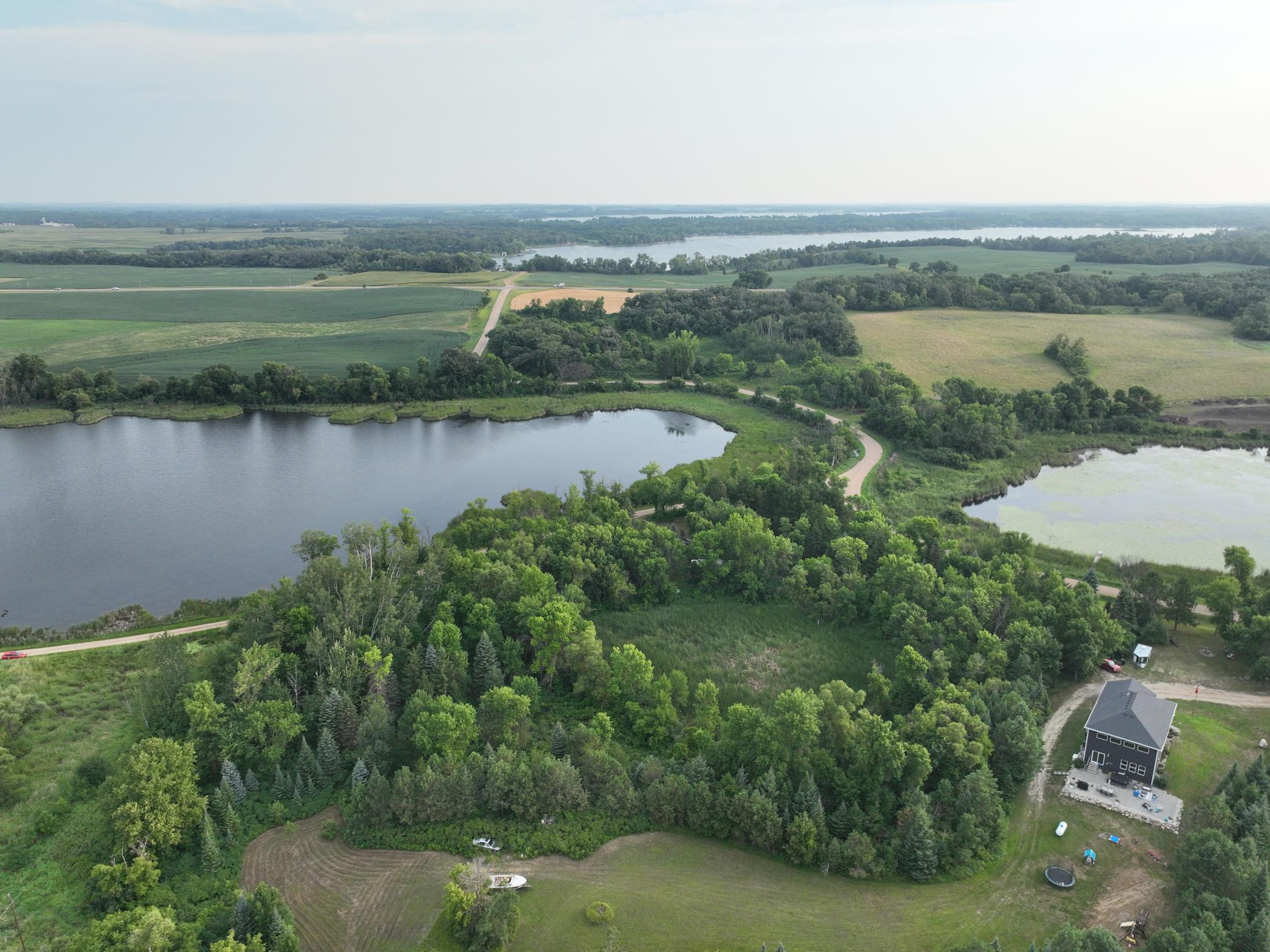 main property photo 8