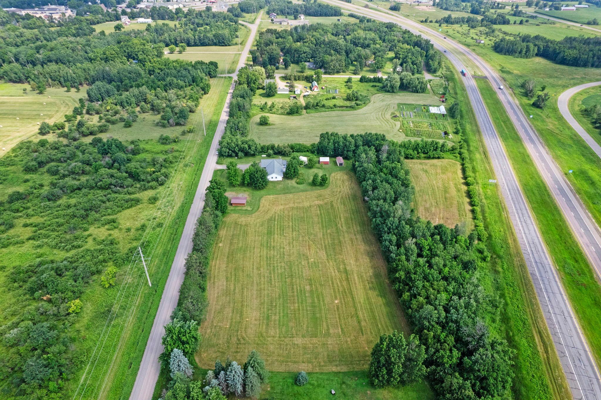 main property photo 6