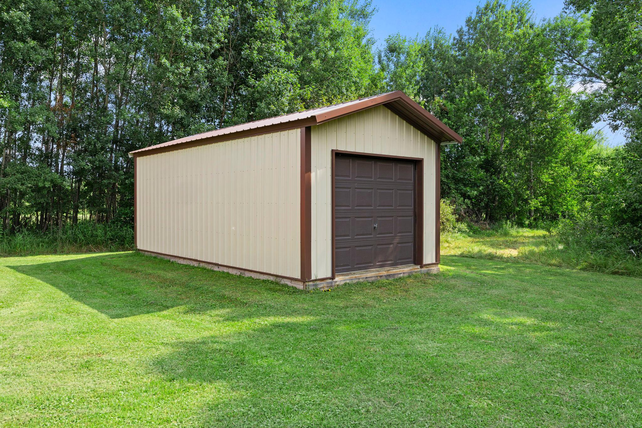 main property photo 77