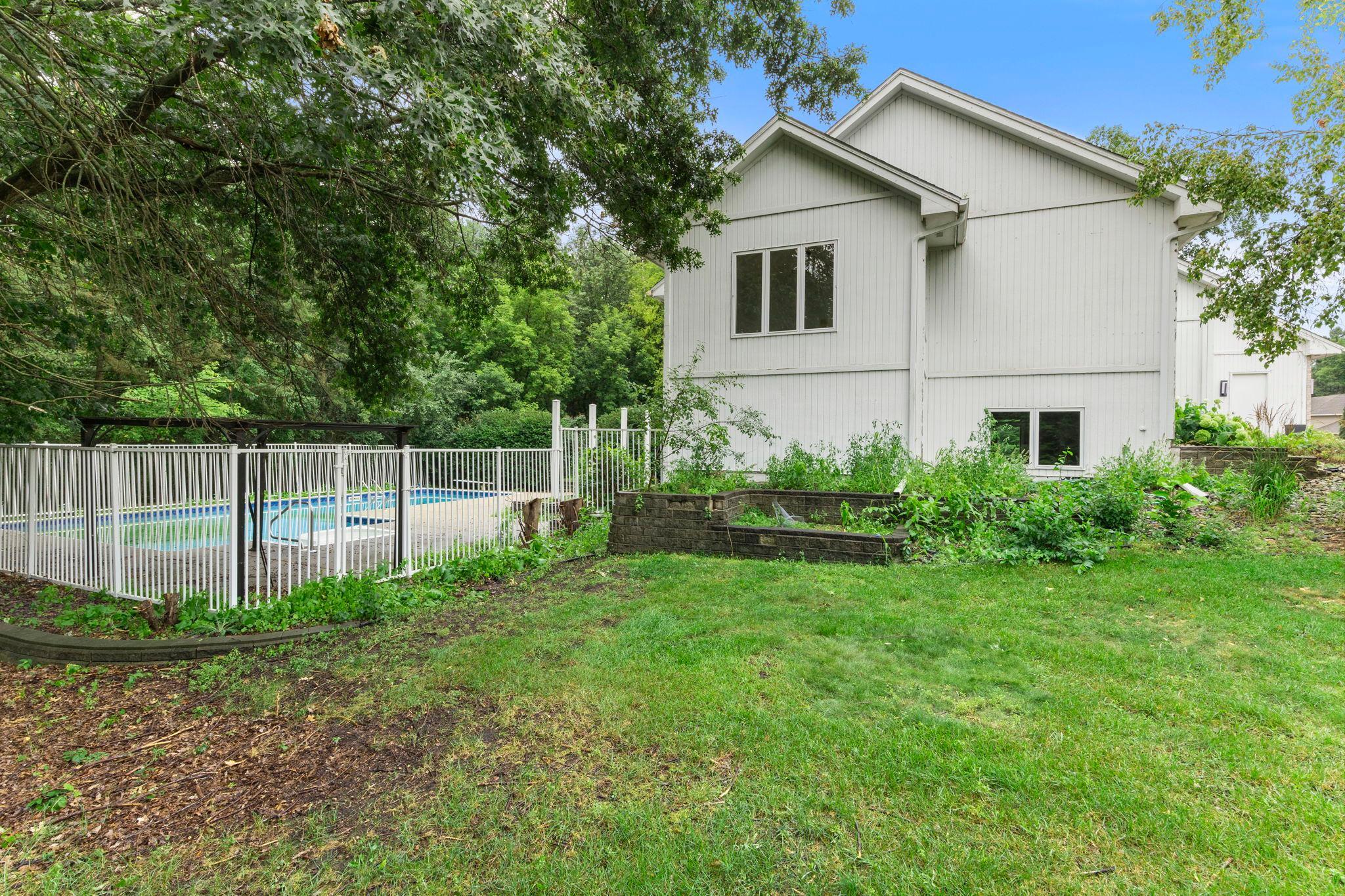 main property photo 54