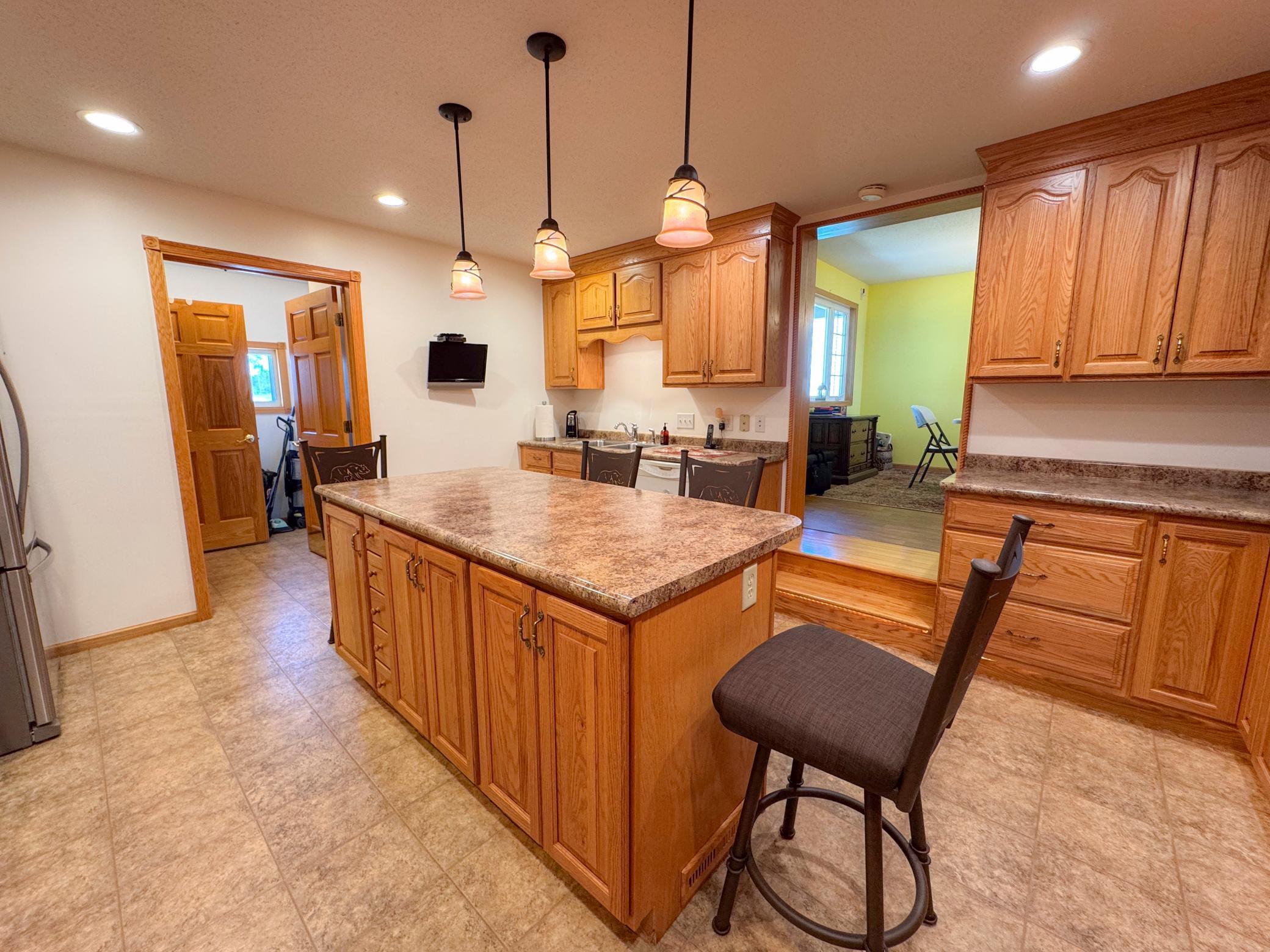 main property photo 17